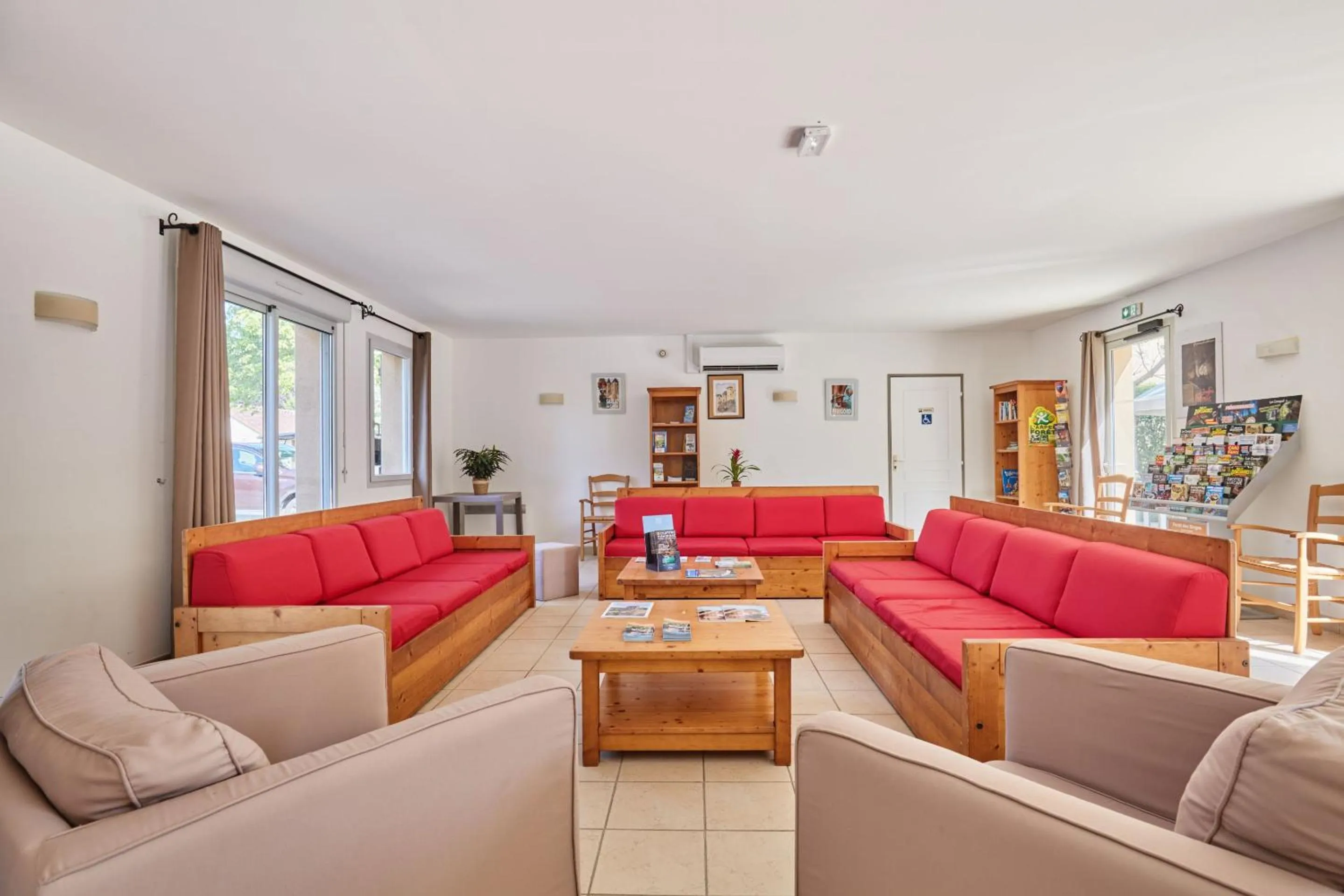 Lobby or reception in Résidence Odalys Le Hameau du Moulin