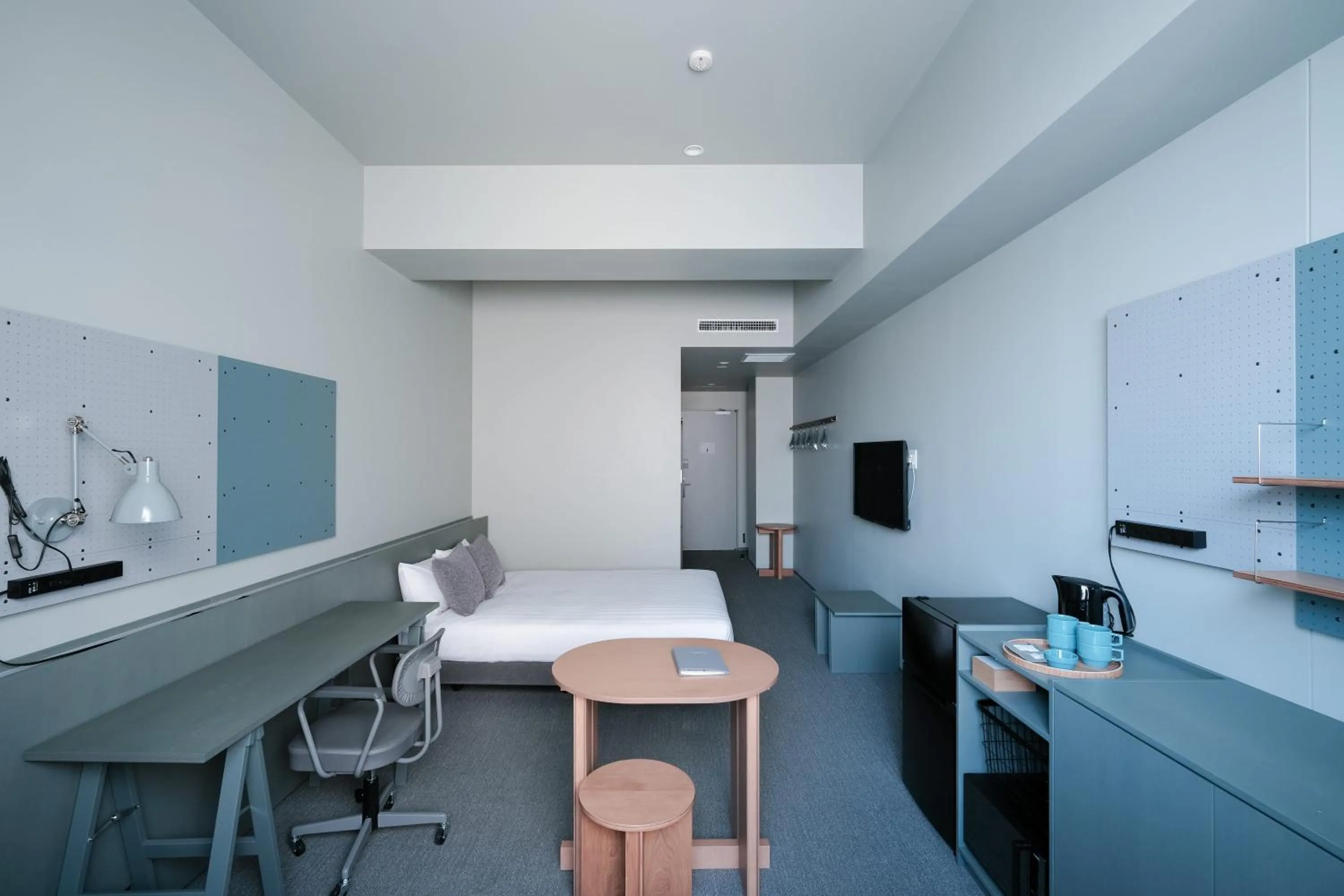 Photo of the whole room in KAIKA Tokyo by THE SHARE HOTELS