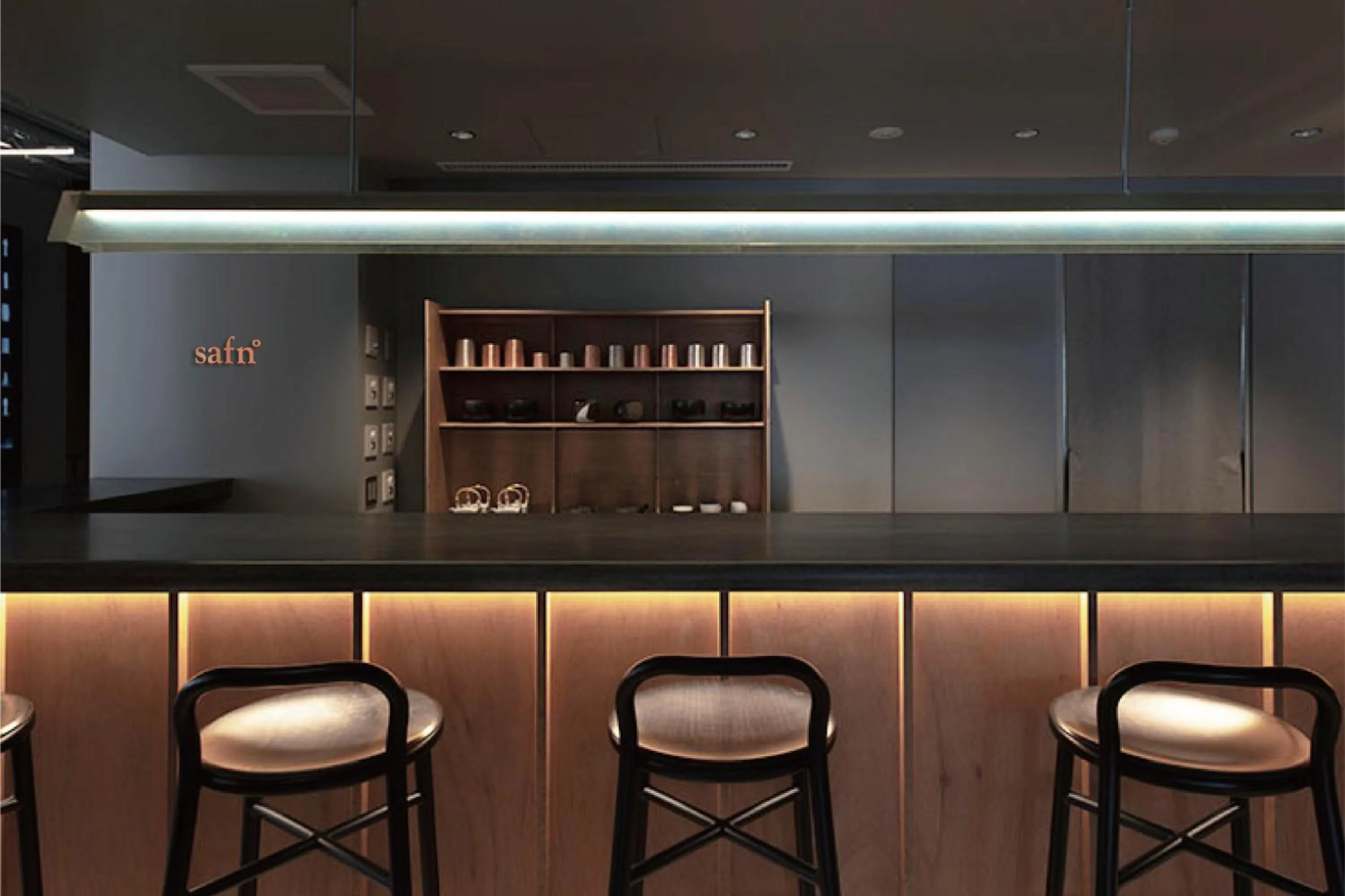 Lounge or bar in KAIKA Tokyo by THE SHARE HOTELS
