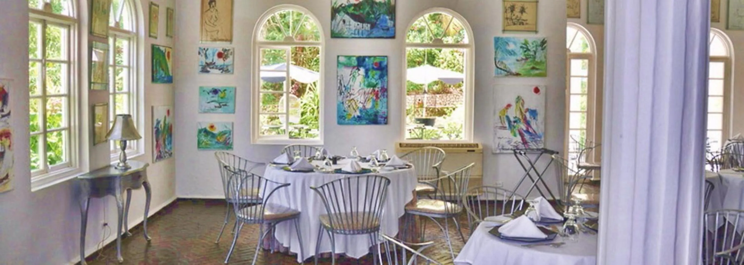 Restaurant/places to eat in Jamaica Palace Hotel