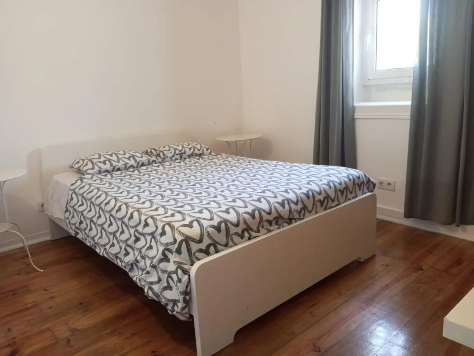 Bedroom, Bed in Lisbon Guesthouse