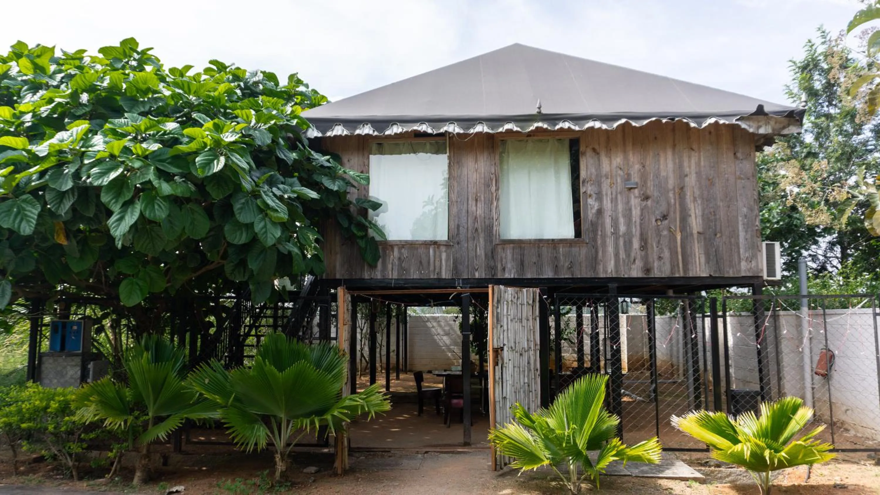 16 Bedouin Private Pool Villa