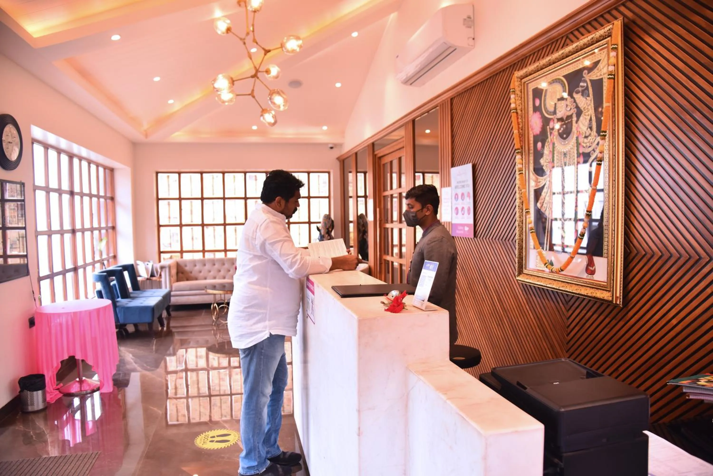 People in Regenta Place Green Leaf Mahabaleshwar