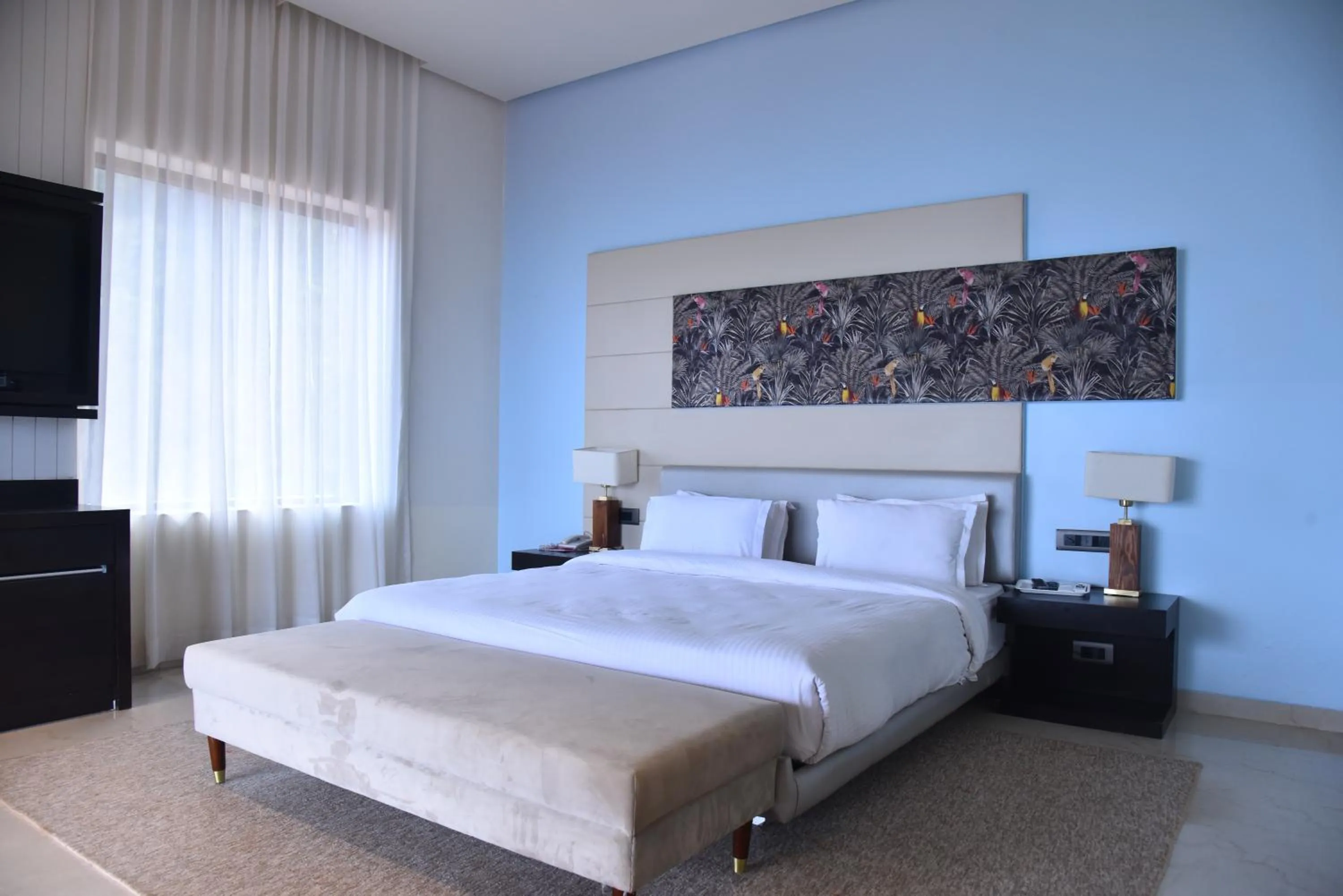 Bedroom, Bed in Regenta Place Green Leaf Mahabaleshwar