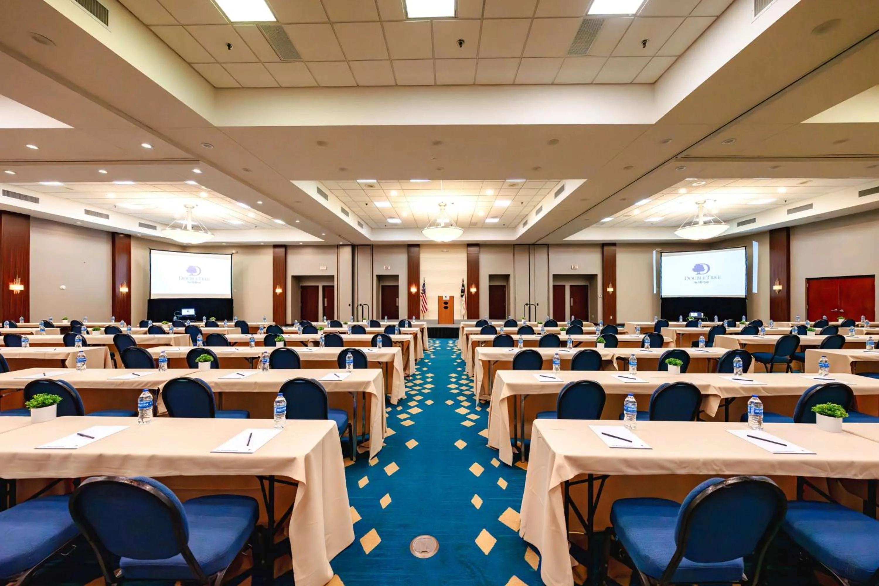 Meeting/conference room in DoubleTree by Hilton Atlantic Beach Oceanfront
