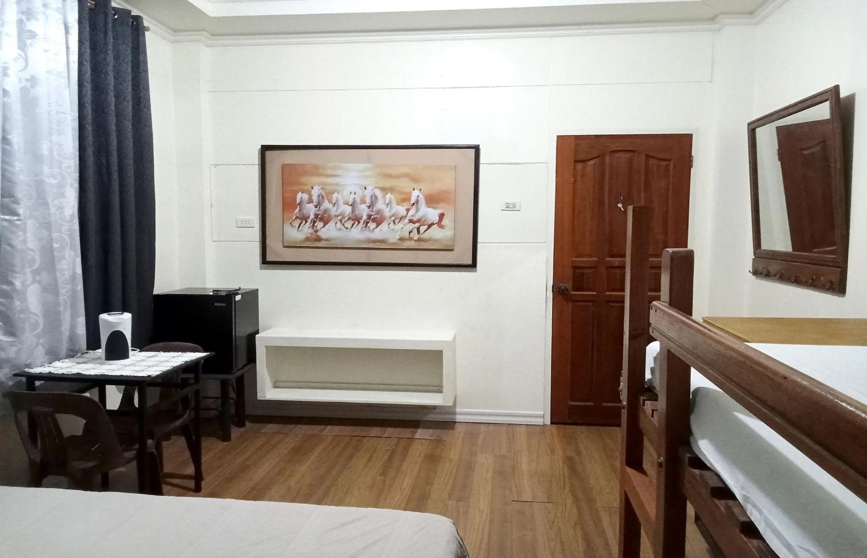 Bedroom, Bed in Leizel's Bed & Breakfast