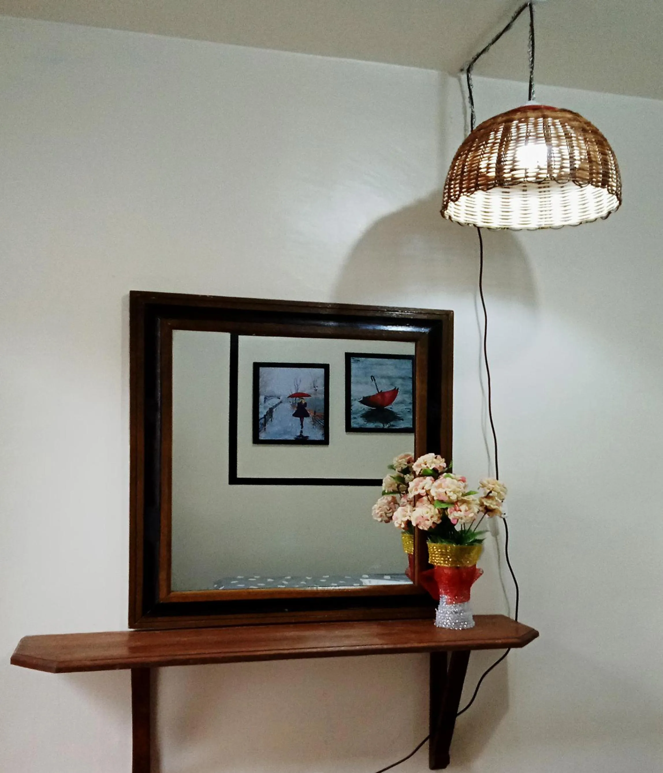 Decorative detail in Leizel's Bed & Breakfast