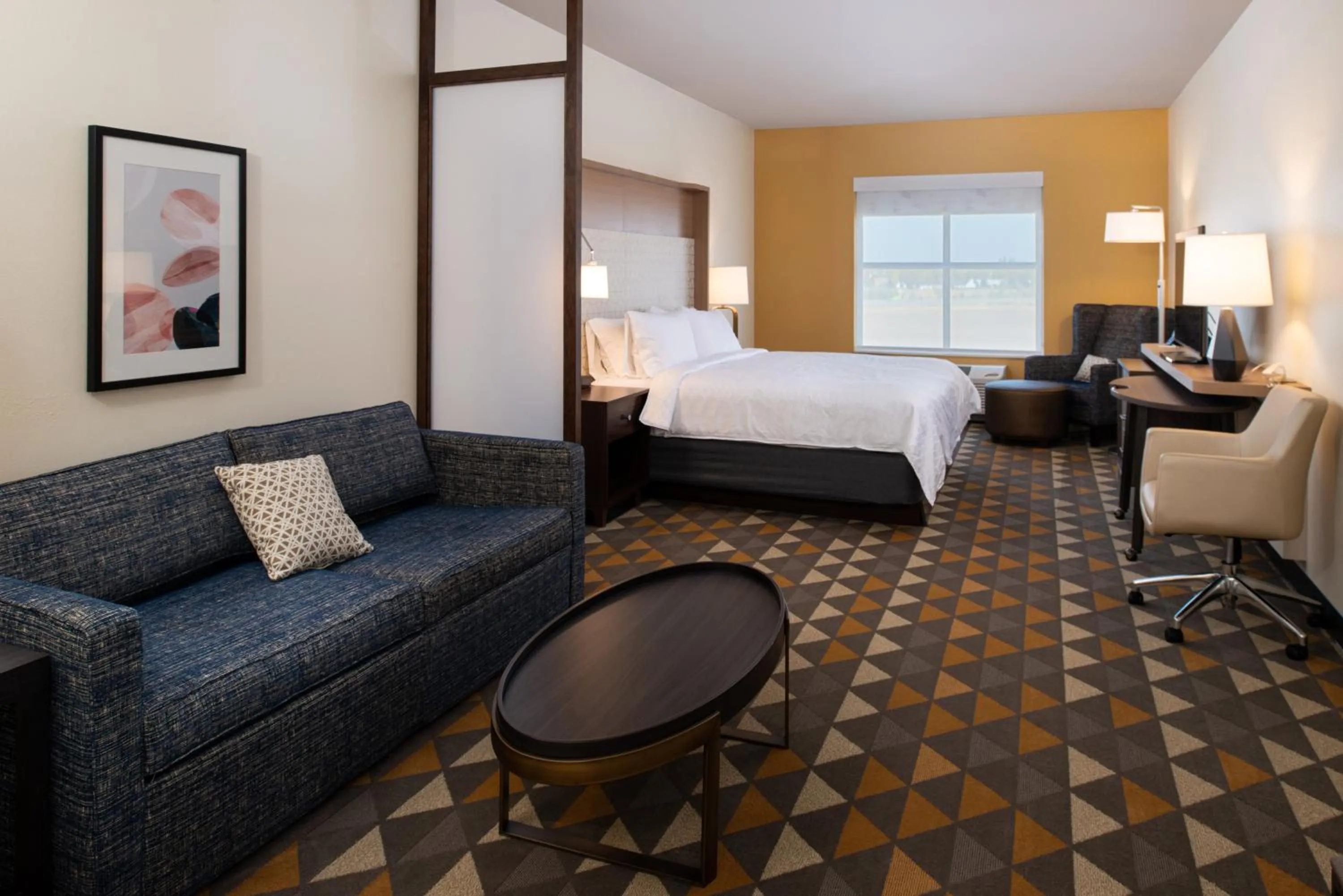 Photo of the whole room, Bed in Holiday Inn & Suites - Idaho Falls by IHG