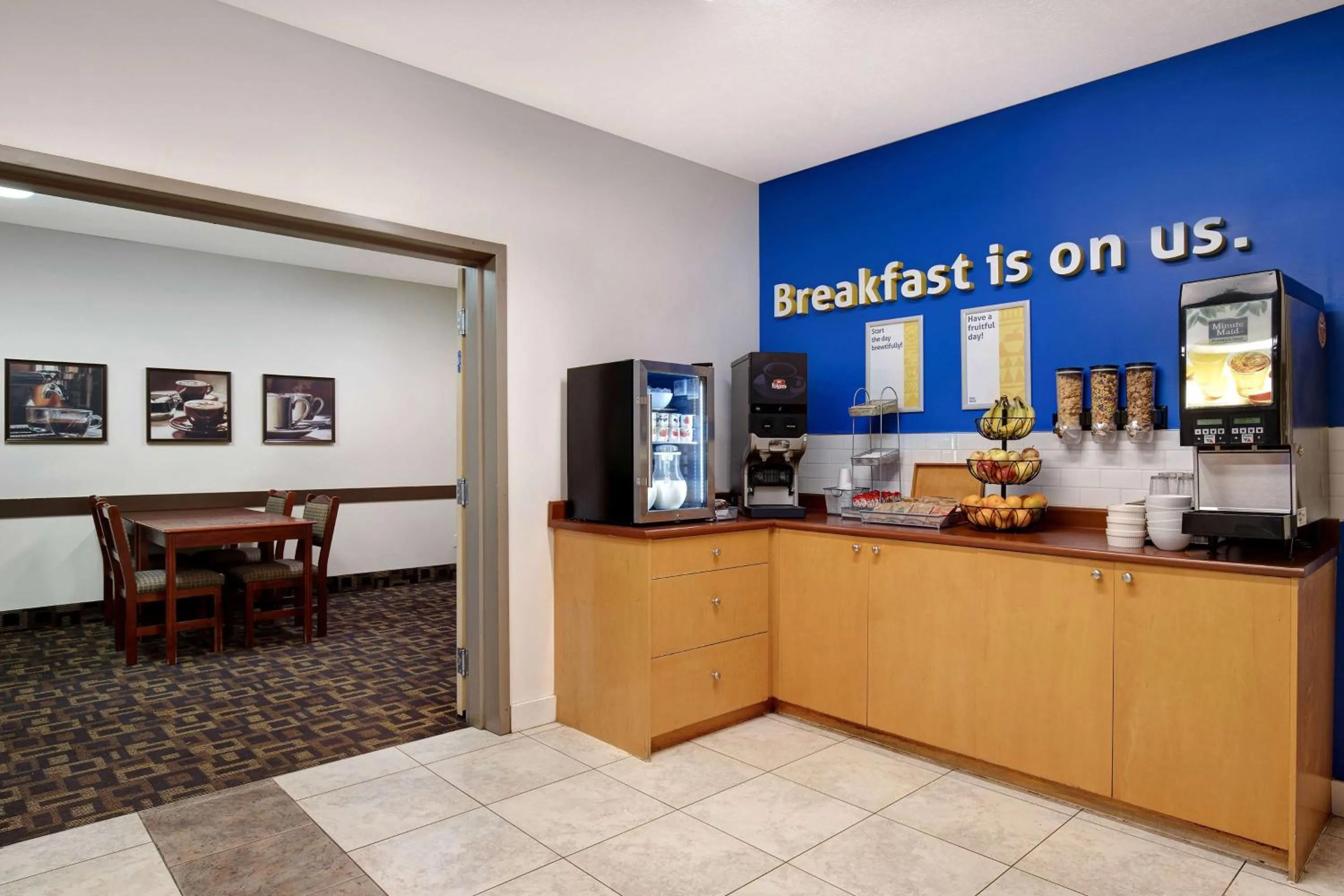 Restaurant/places to eat in Days Inn by Wyndham Dawson Creek
