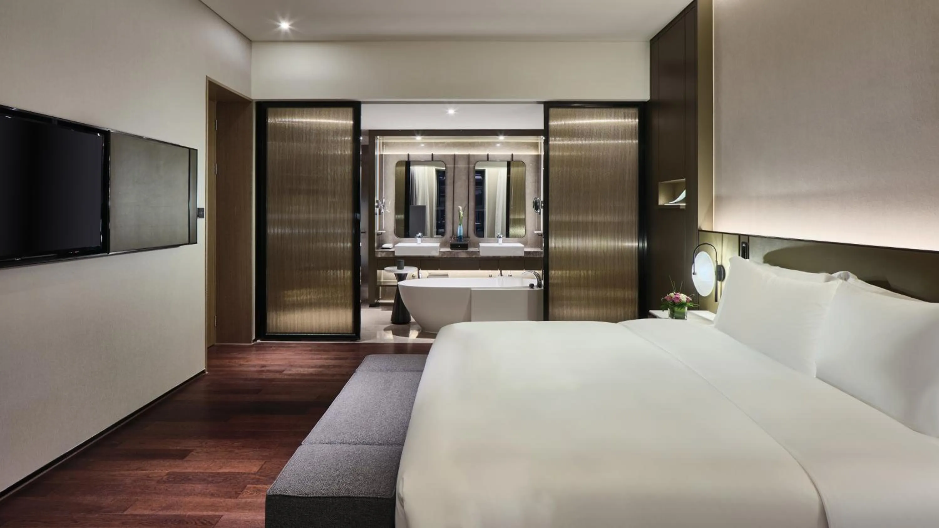 Bedroom, Bed in Crowne Plaza Wuhan Development Zone by IHG