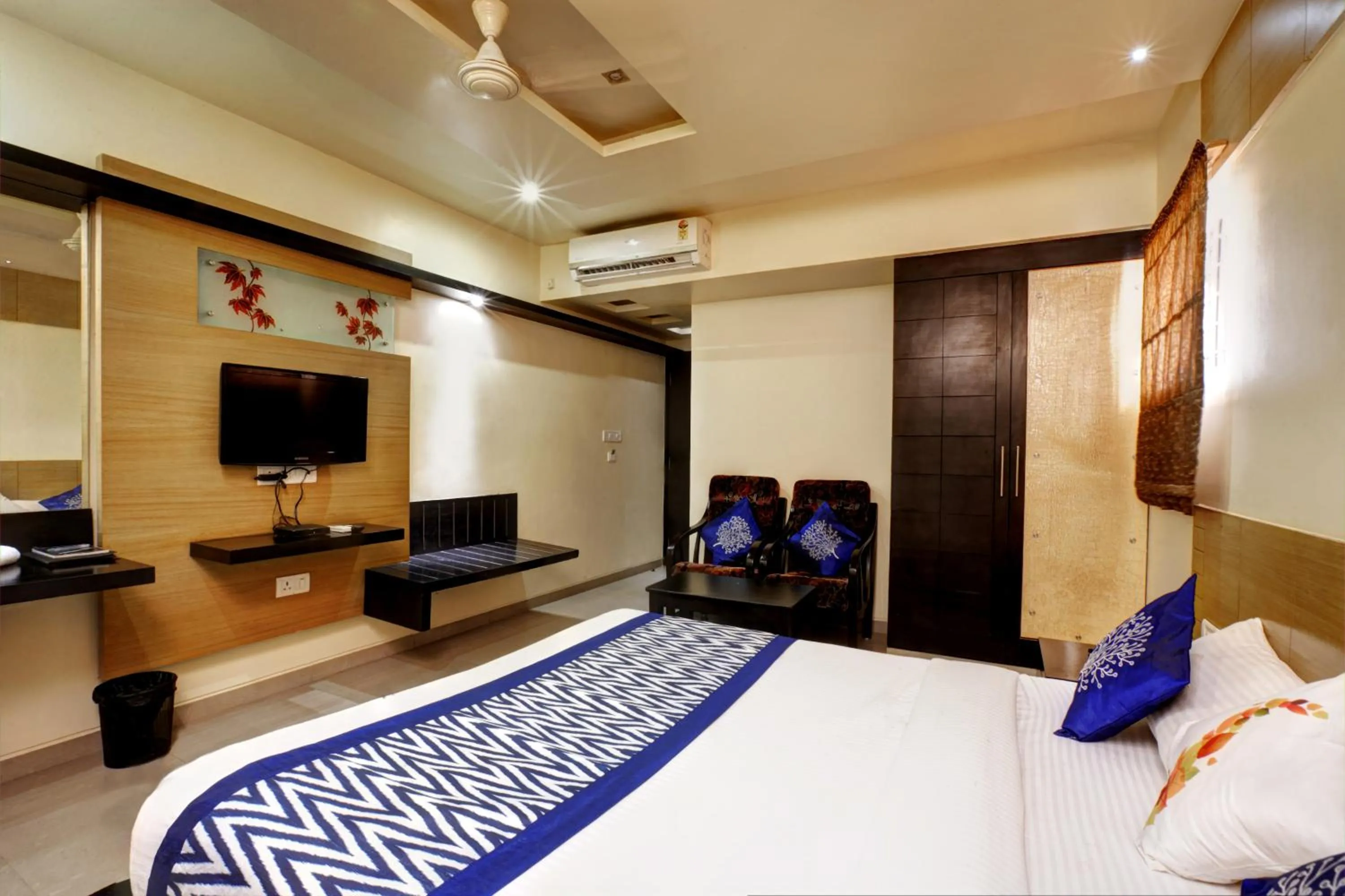 TV and multimedia, Bed in Hotel Arafa Inn