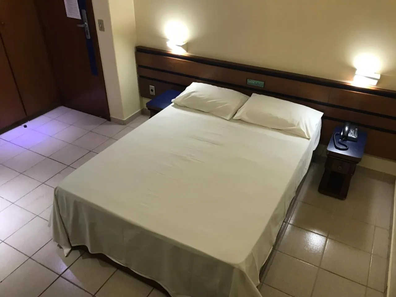 Bed in Oft Plaza Oeste Hotel