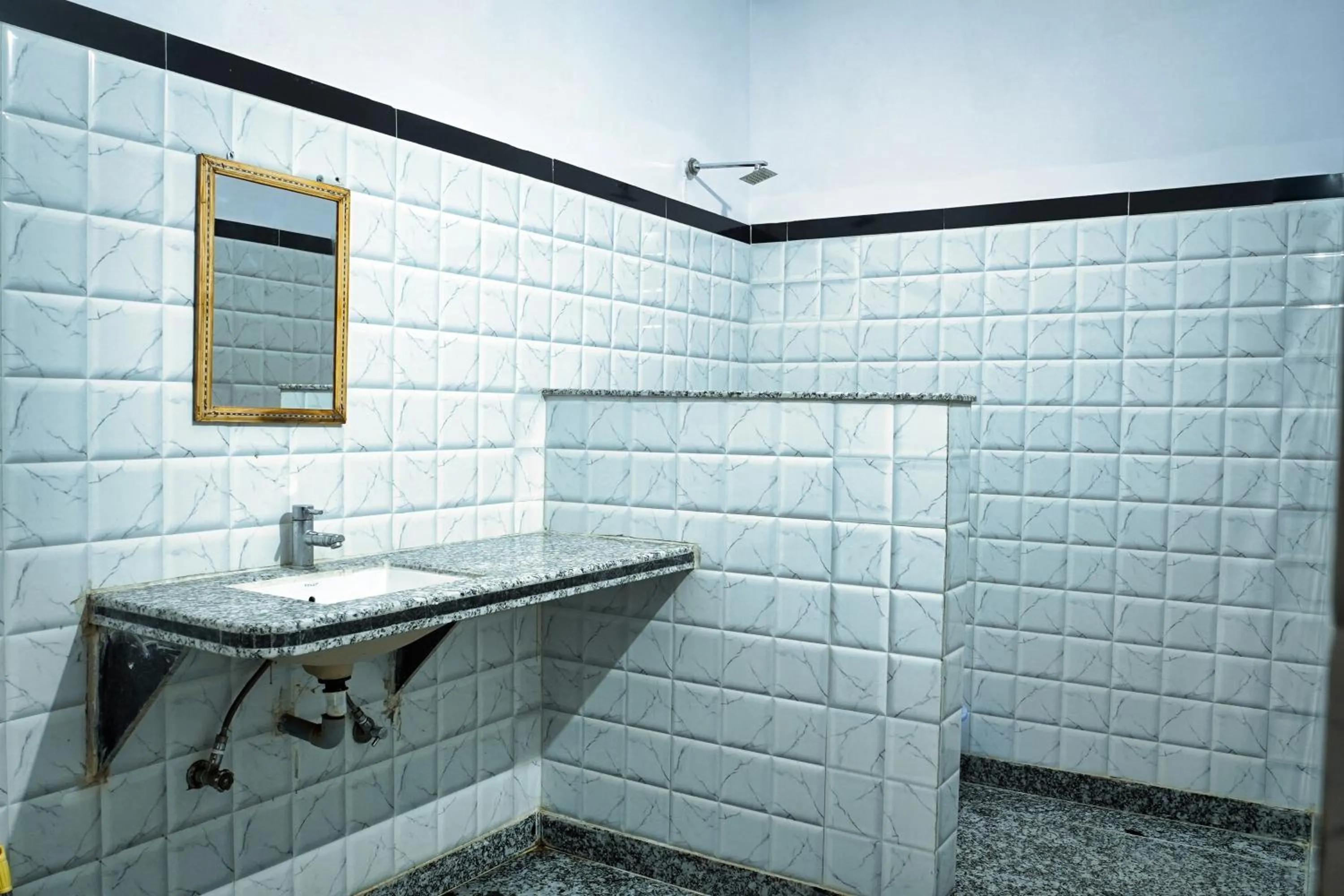 Bathroom in Hotel The Surya Jaisalmer