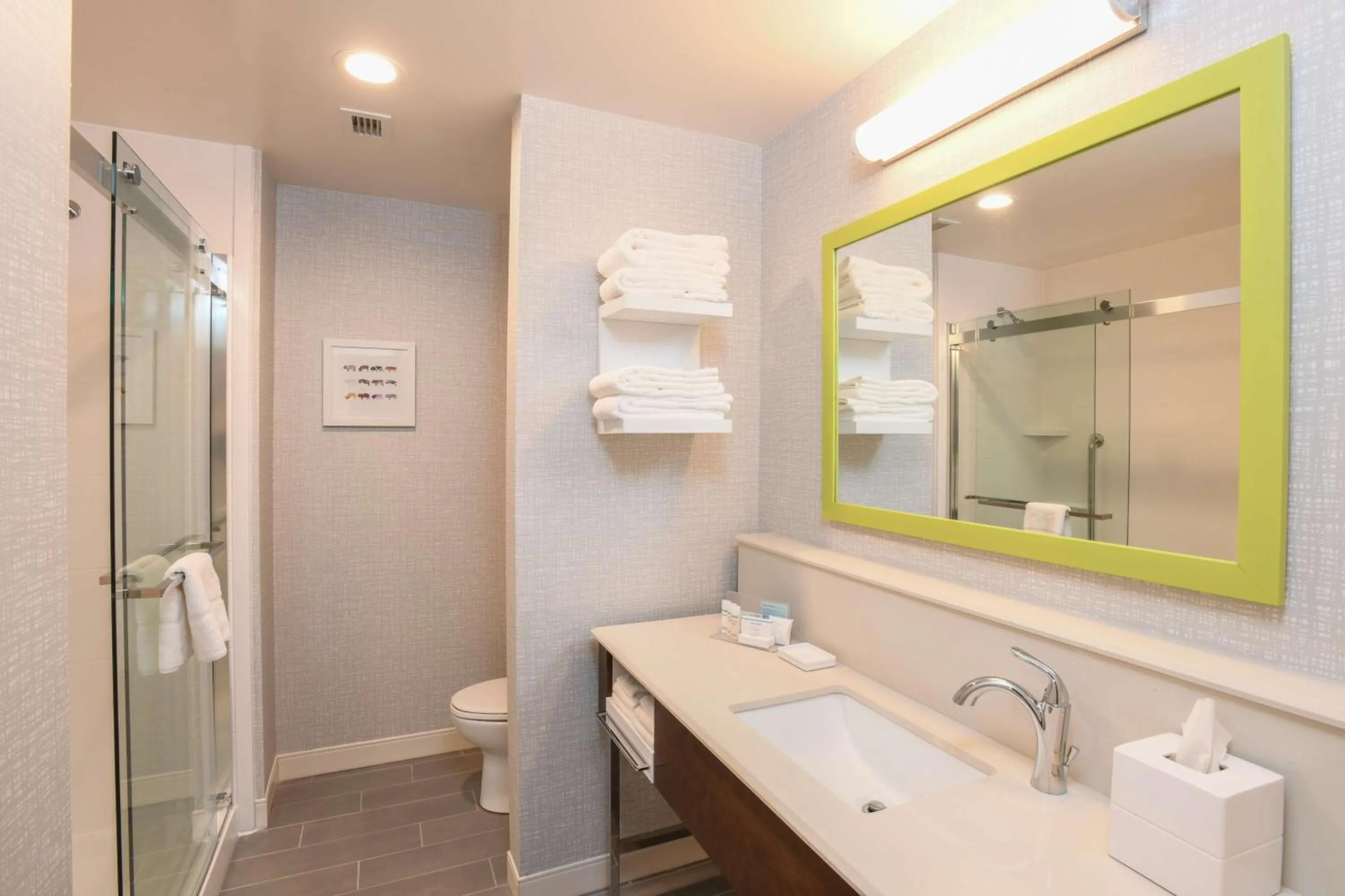 Bathroom in Hampton Inn & Suites Cincinnati Liberty Township