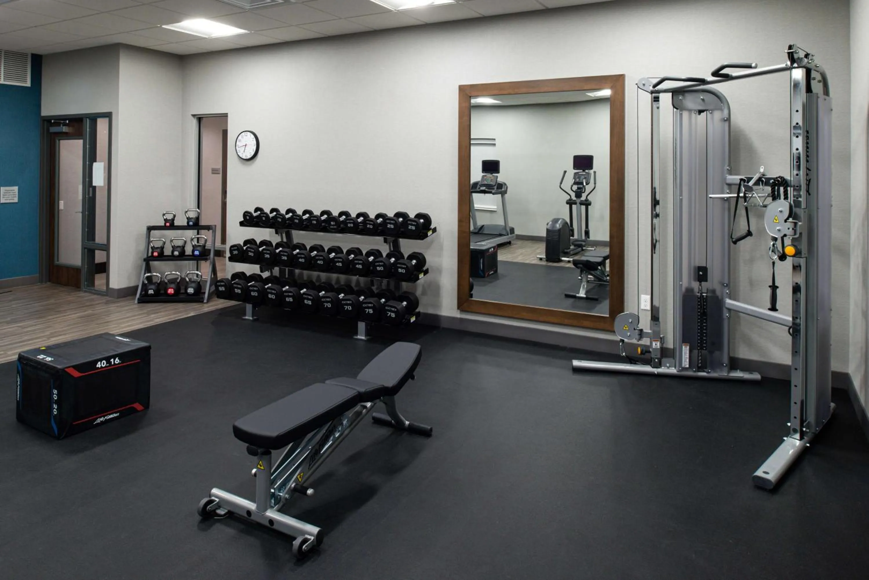 Fitness centre/facilities in Hampton Inn & Suites Adrian, Mi