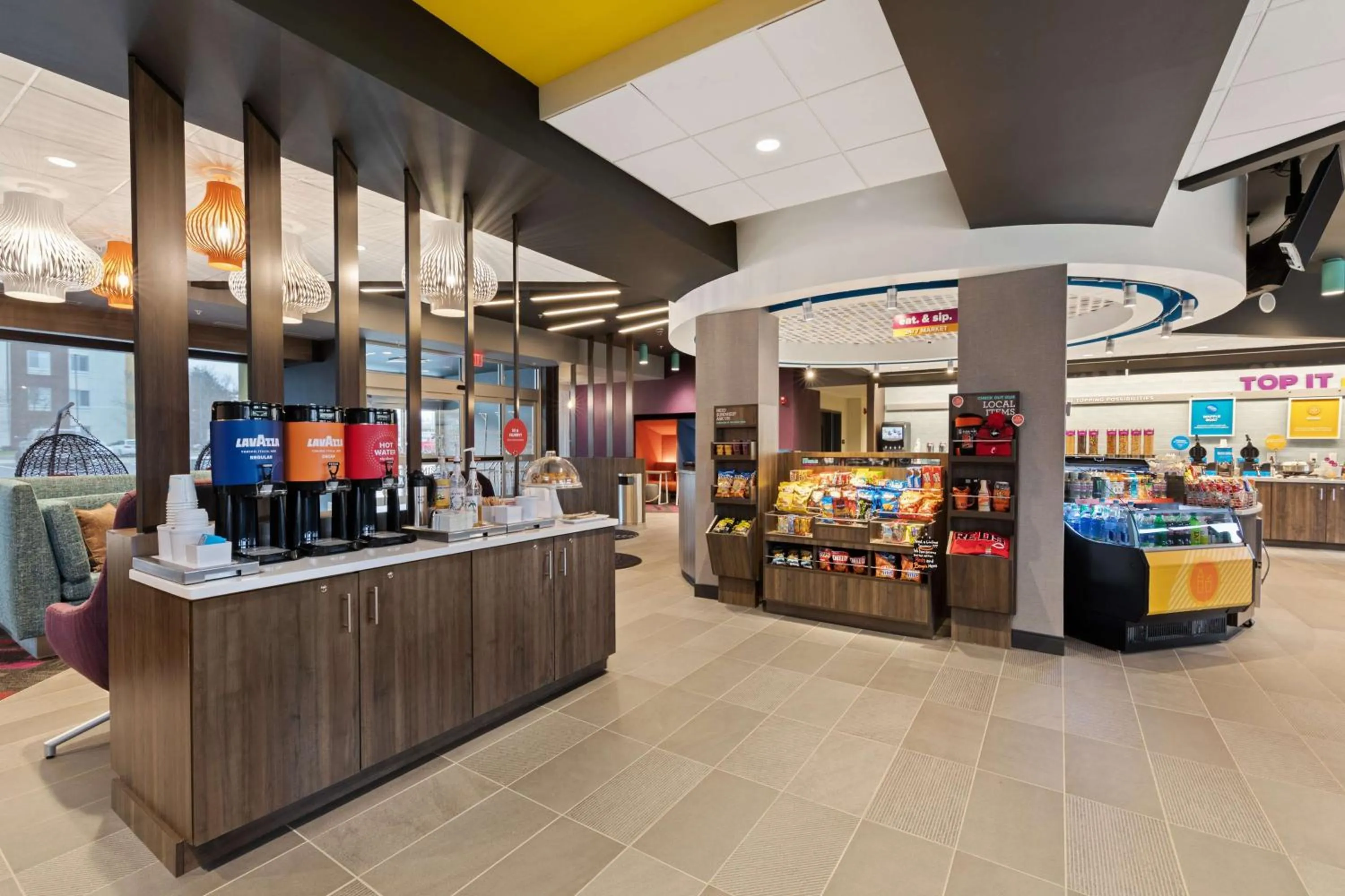 Restaurant/places to eat in Tru By Hilton Sharonville, OH