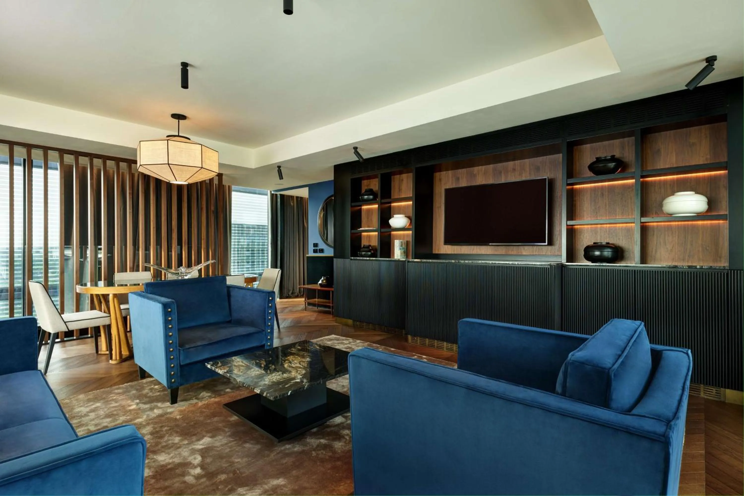 Living room in Hilton Rome Eur La Lama