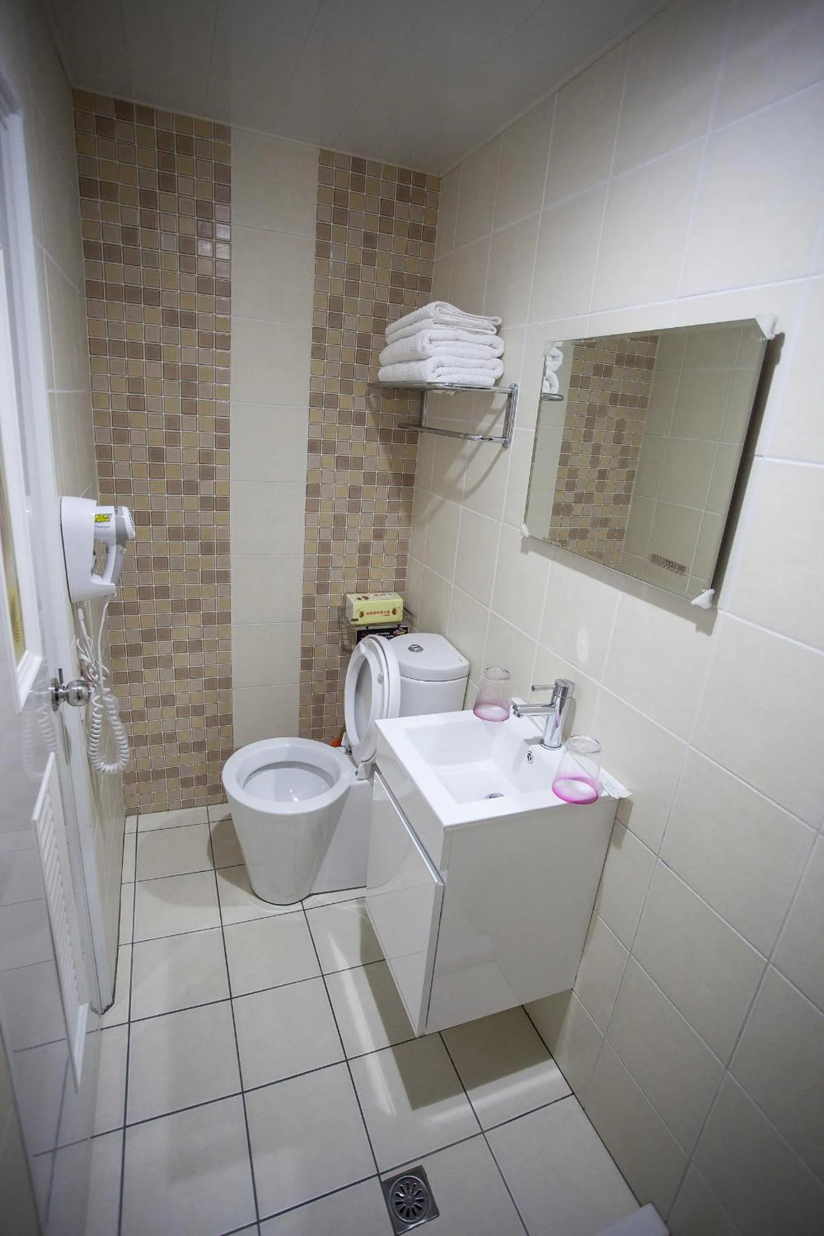 Bathroom in May Rooms Taipei Nangang Station