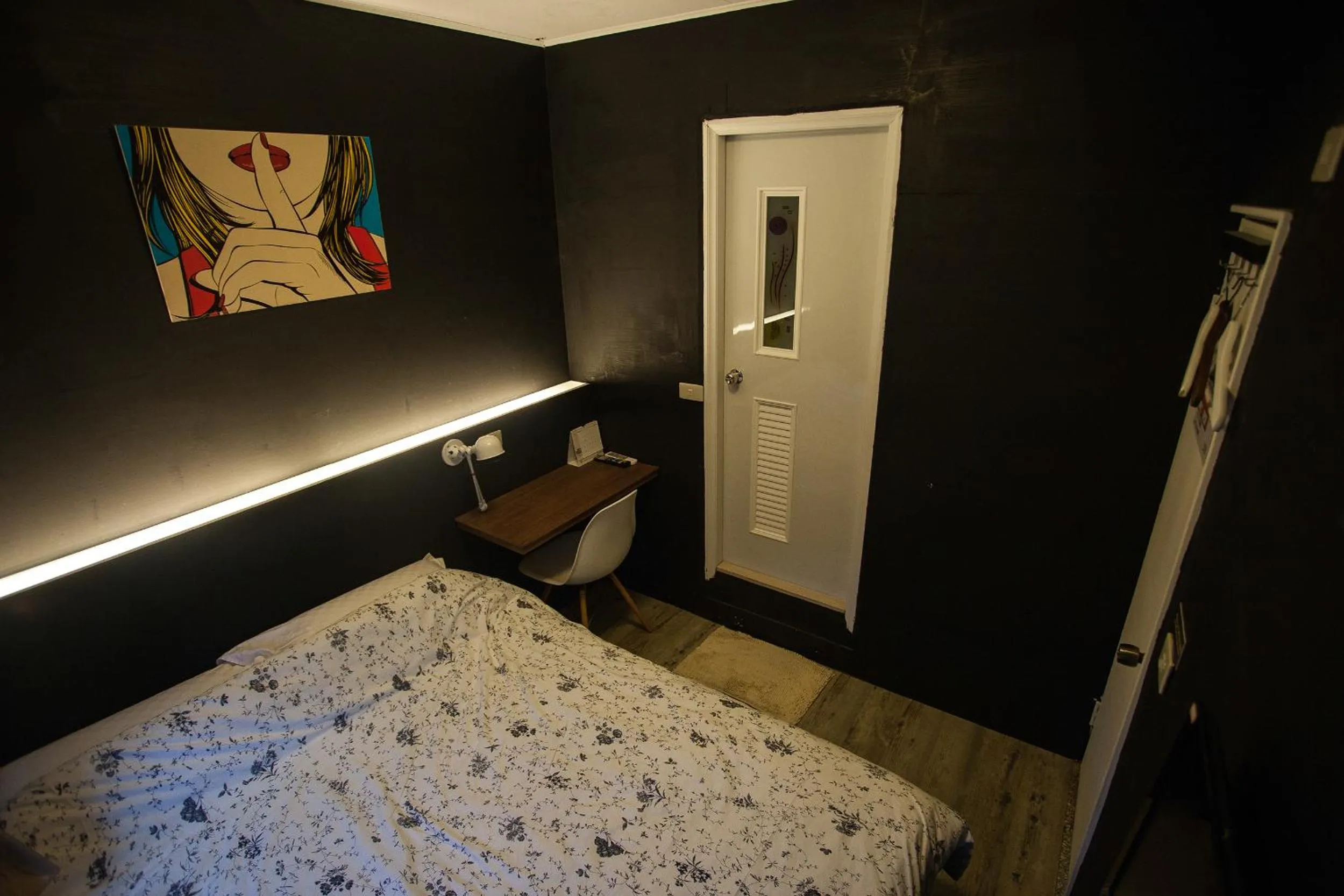 Bed in May Rooms Taipei Nangang Station