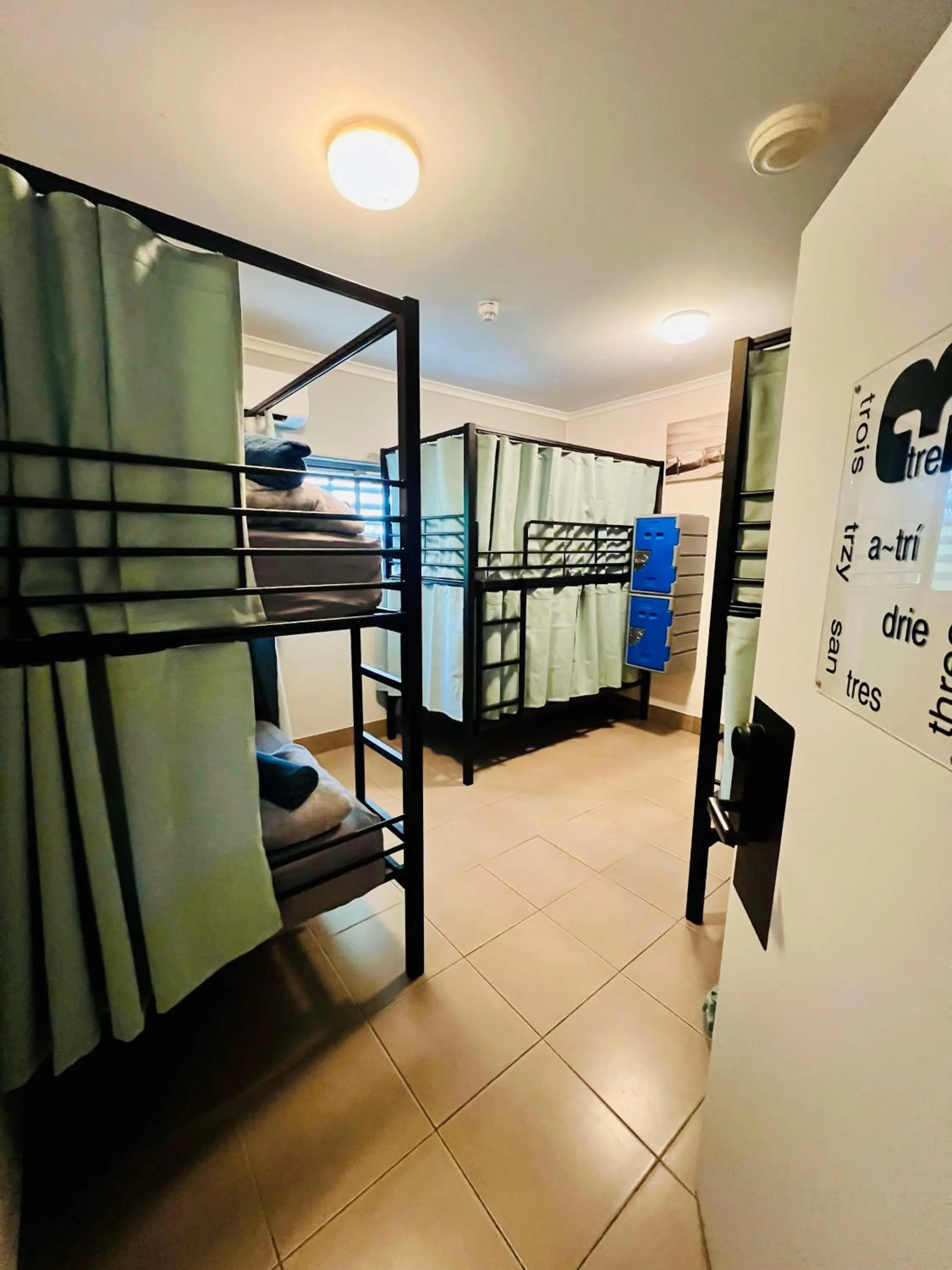 Bed in Noosa Flashpackers