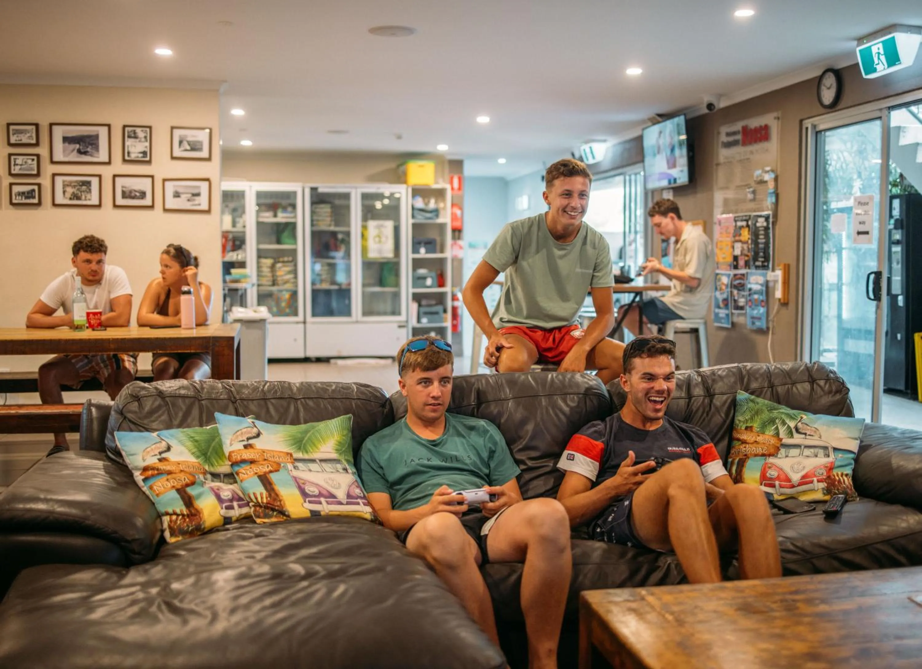 Communal lounge/ TV room in Noosa Flashpackers