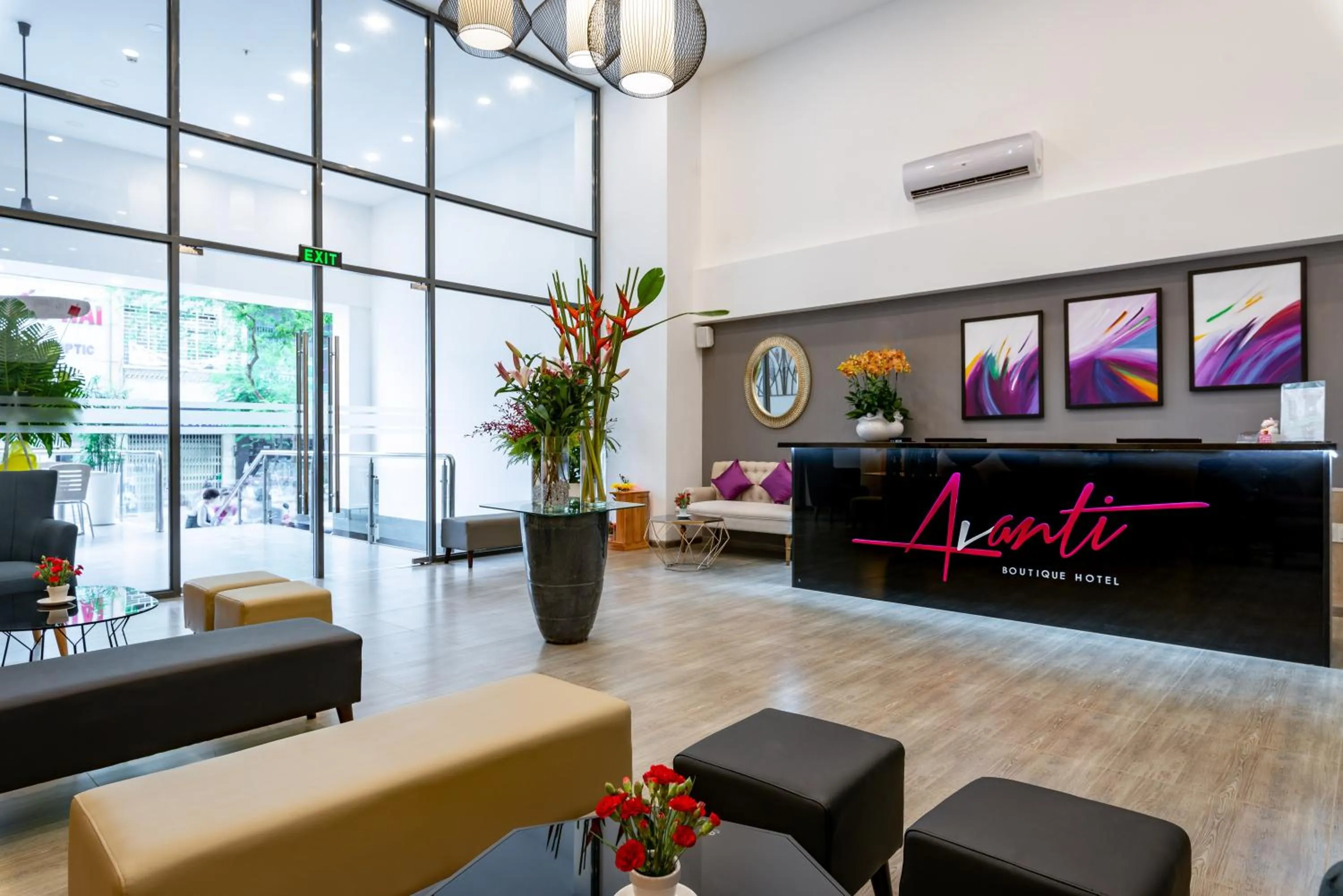 Lobby or reception in Avanti Boutique Hotel