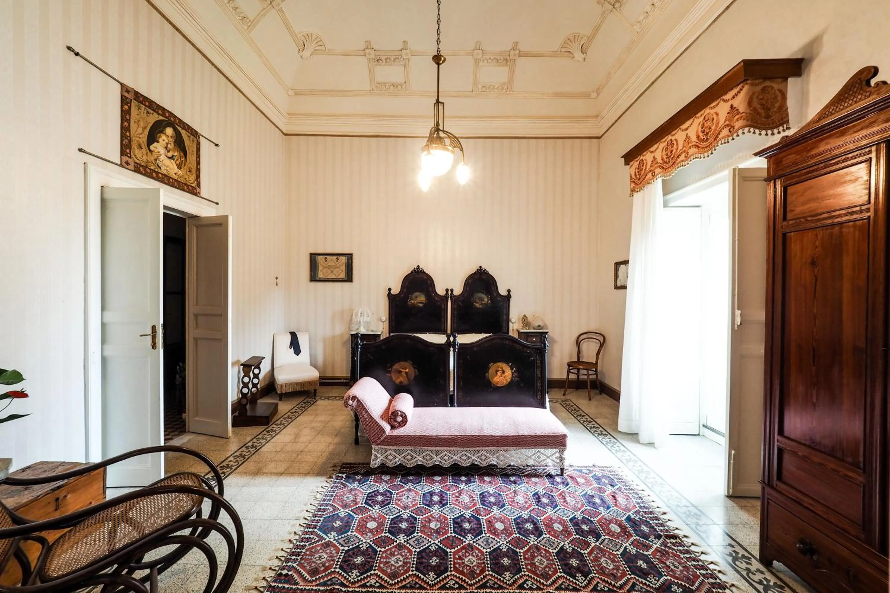 Photo of the whole room in Palazzo Degli Antoci