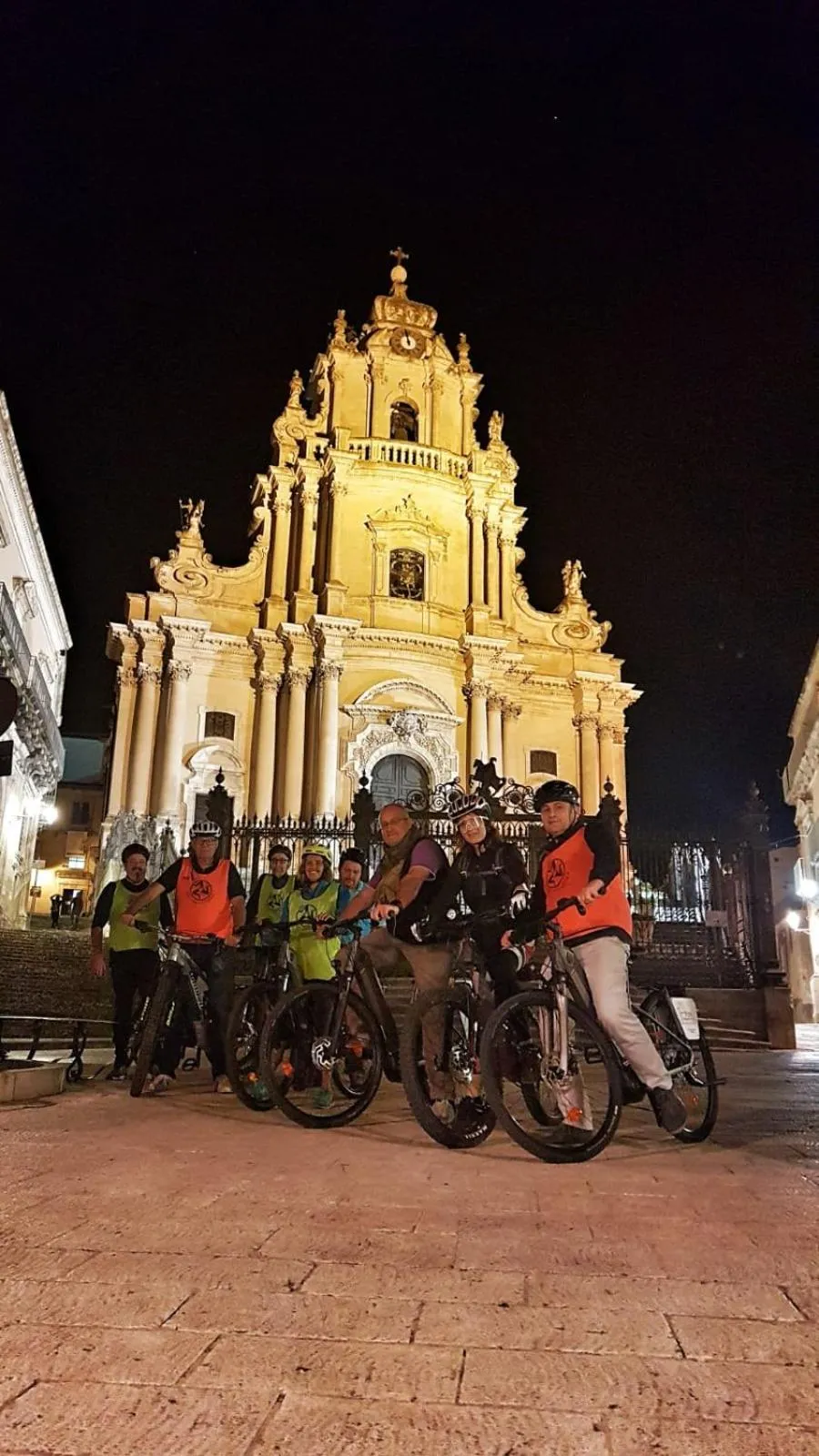 Cycling in Palazzo Degli Antoci