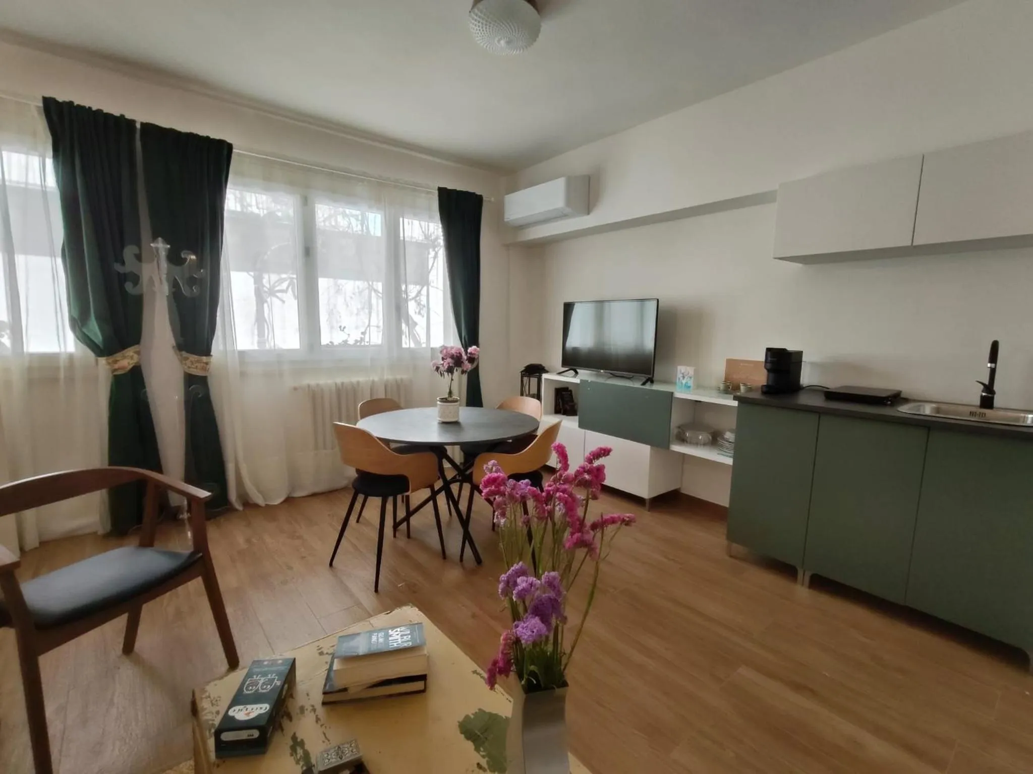 Seating area in Palazzo Degli Antoci