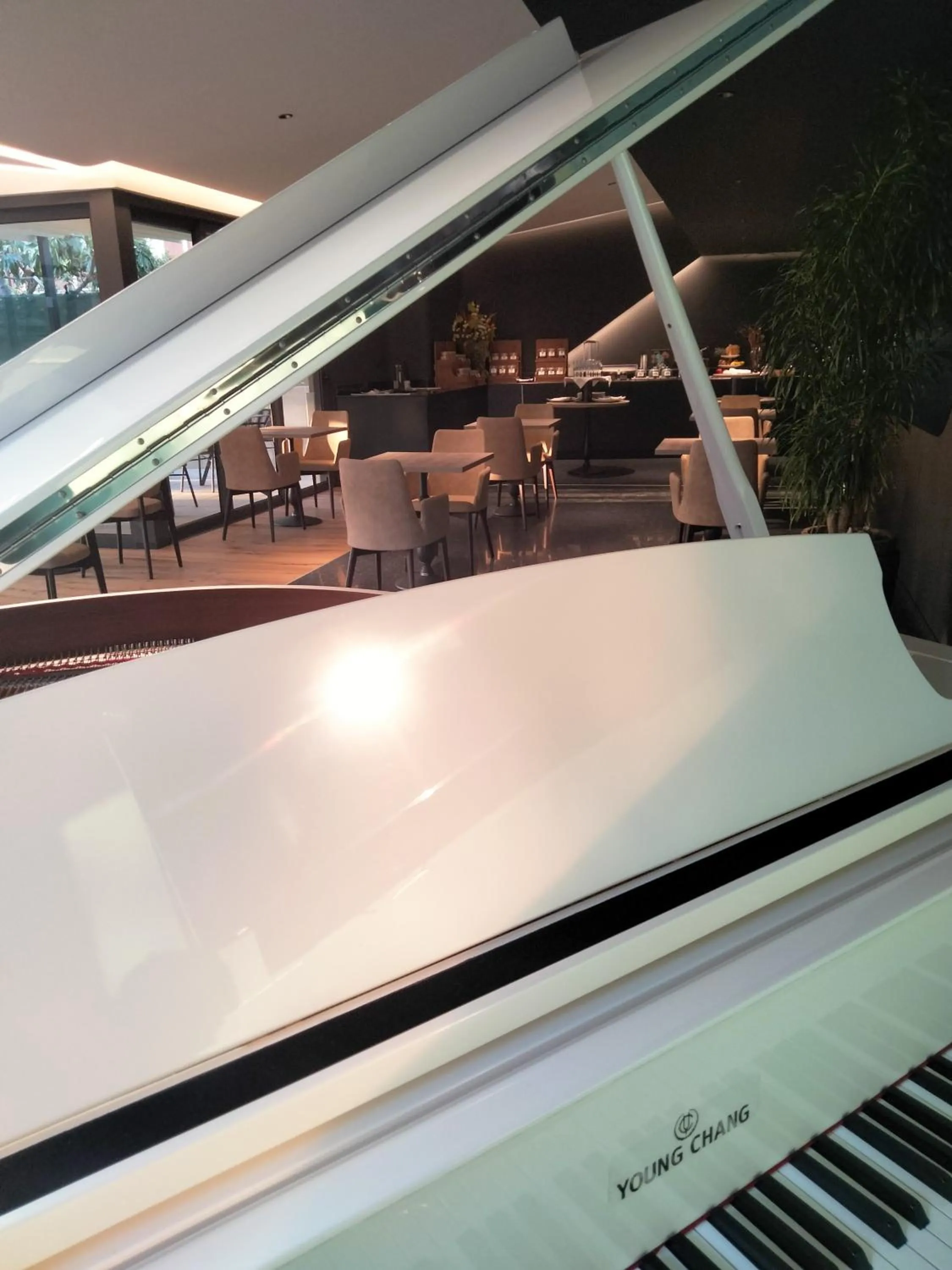 Communal lounge/ TV room in Hotel Ristorante Al Caminetto WorldHotels Crafted Adults Only