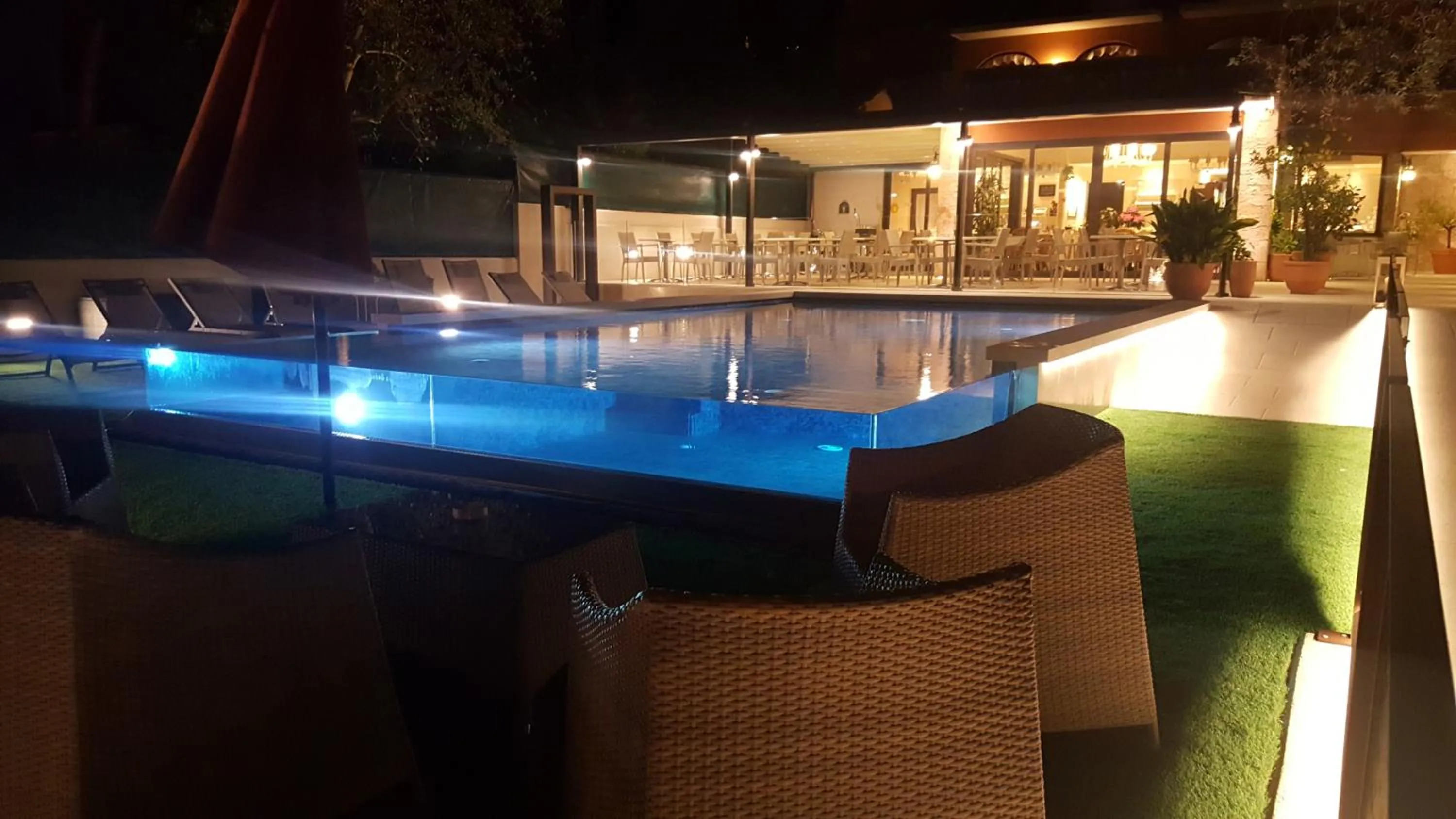 Swimming pool in Hotel Ristorante Al Caminetto WorldHotels Crafted Adults Only