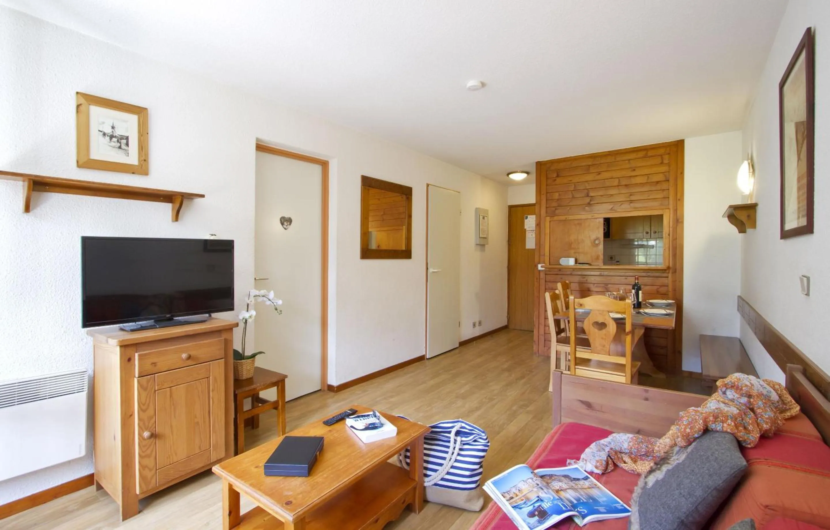 Seating area in Résidence Odalys Les Hauts du Rogoney