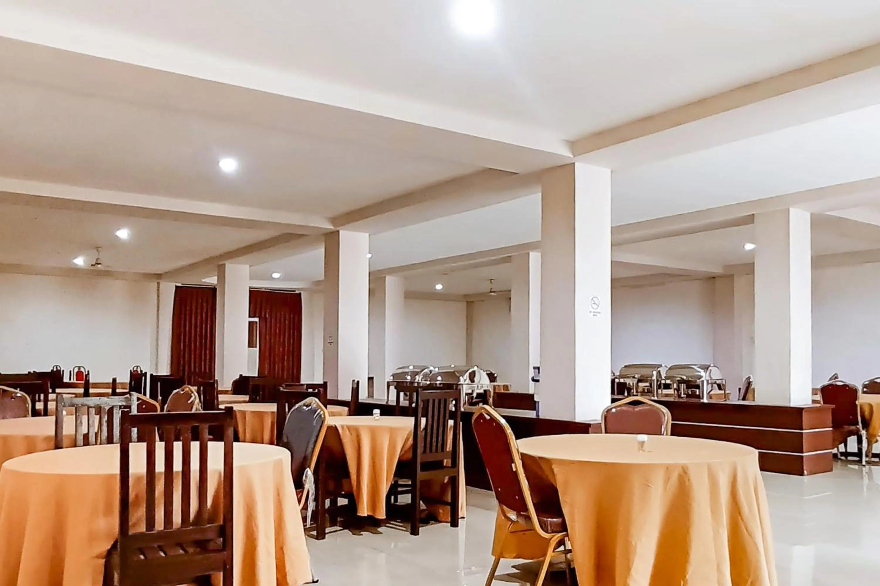 Property building in RedDoorz Plus at Hotel Lestari Karema Mamuju