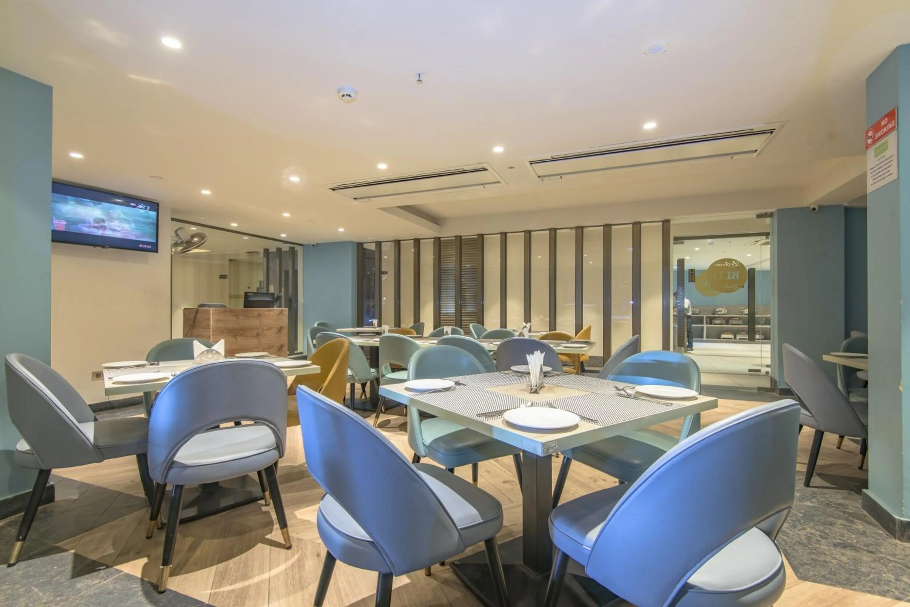 Restaurant/places to eat in The Fern Residency Calangute-Baga, Goa