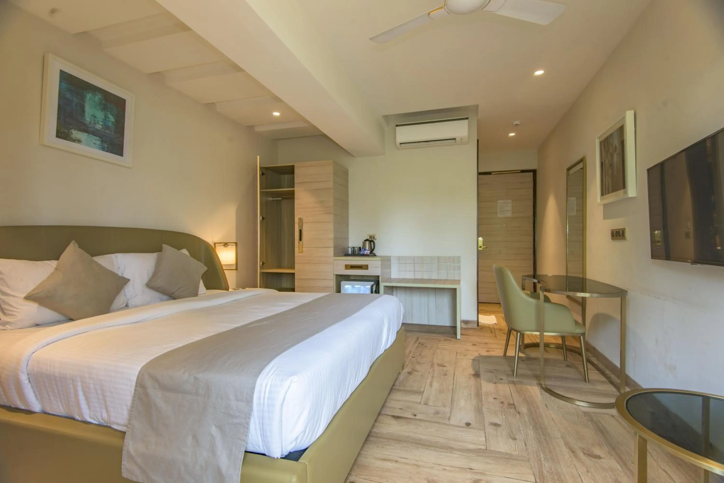 Bed in The Fern Residency Calangute-Baga, Goa