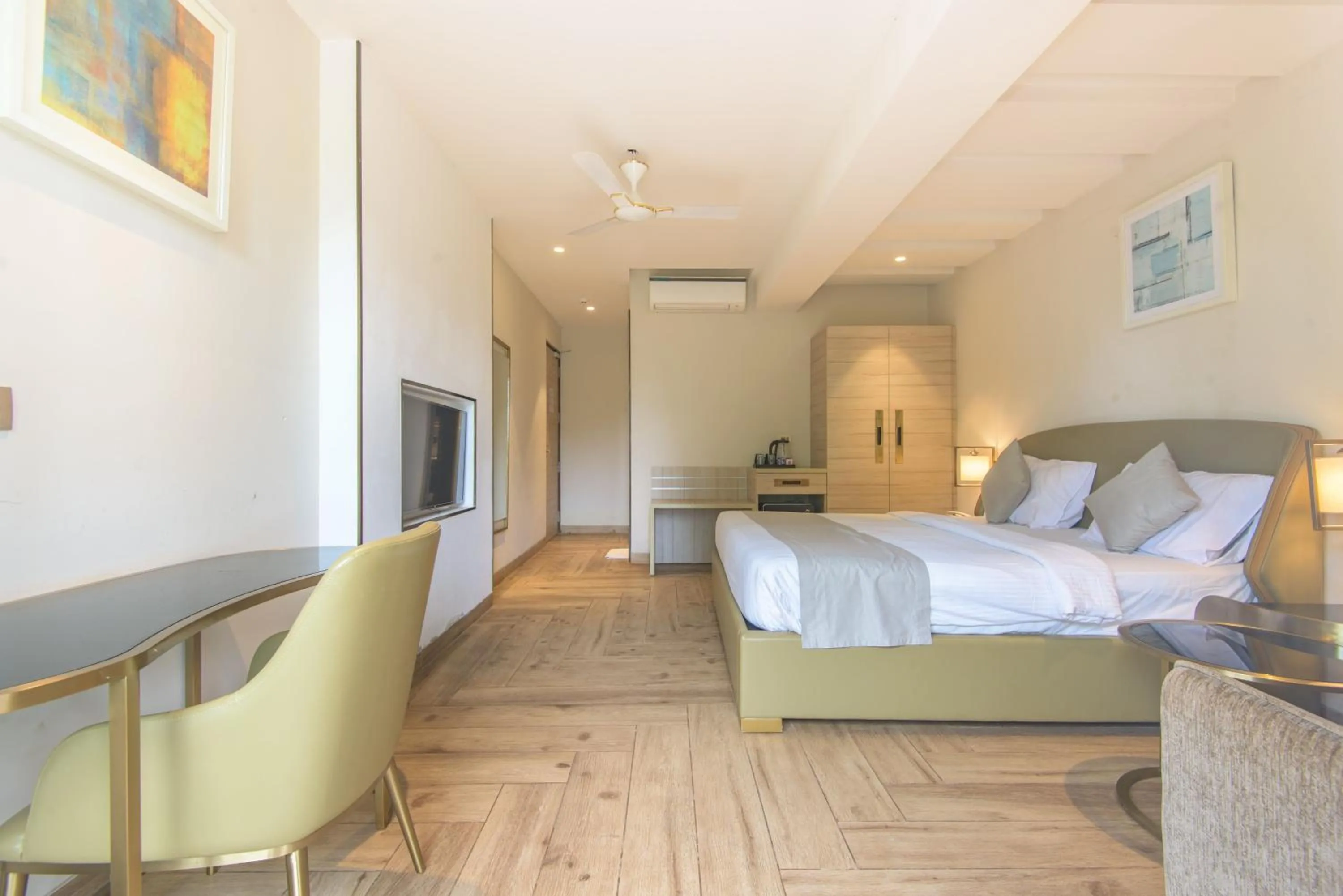 Bed in The Fern Residency Calangute-Baga, Goa