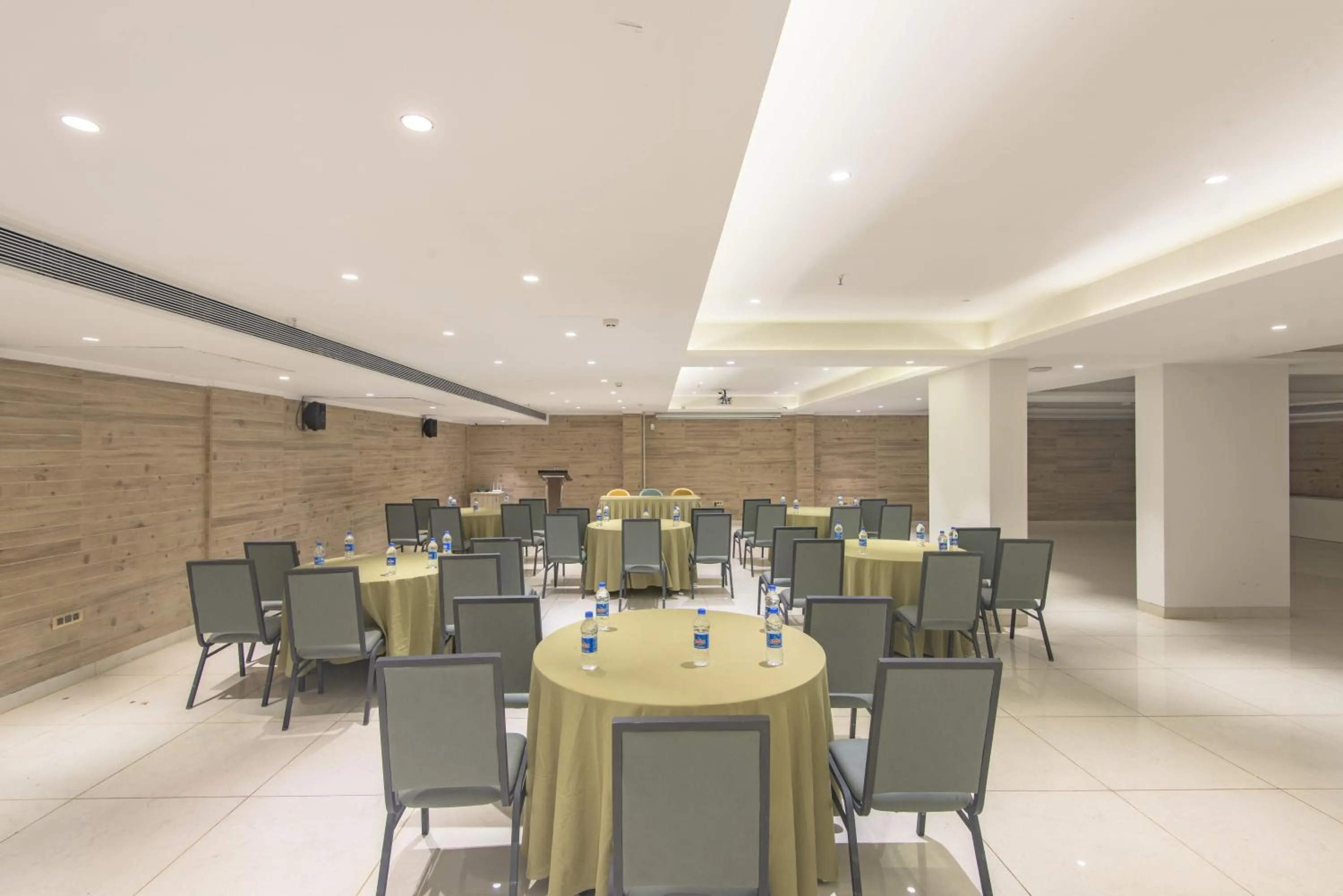 Meeting/conference room in The Fern Residency Calangute-Baga, Goa