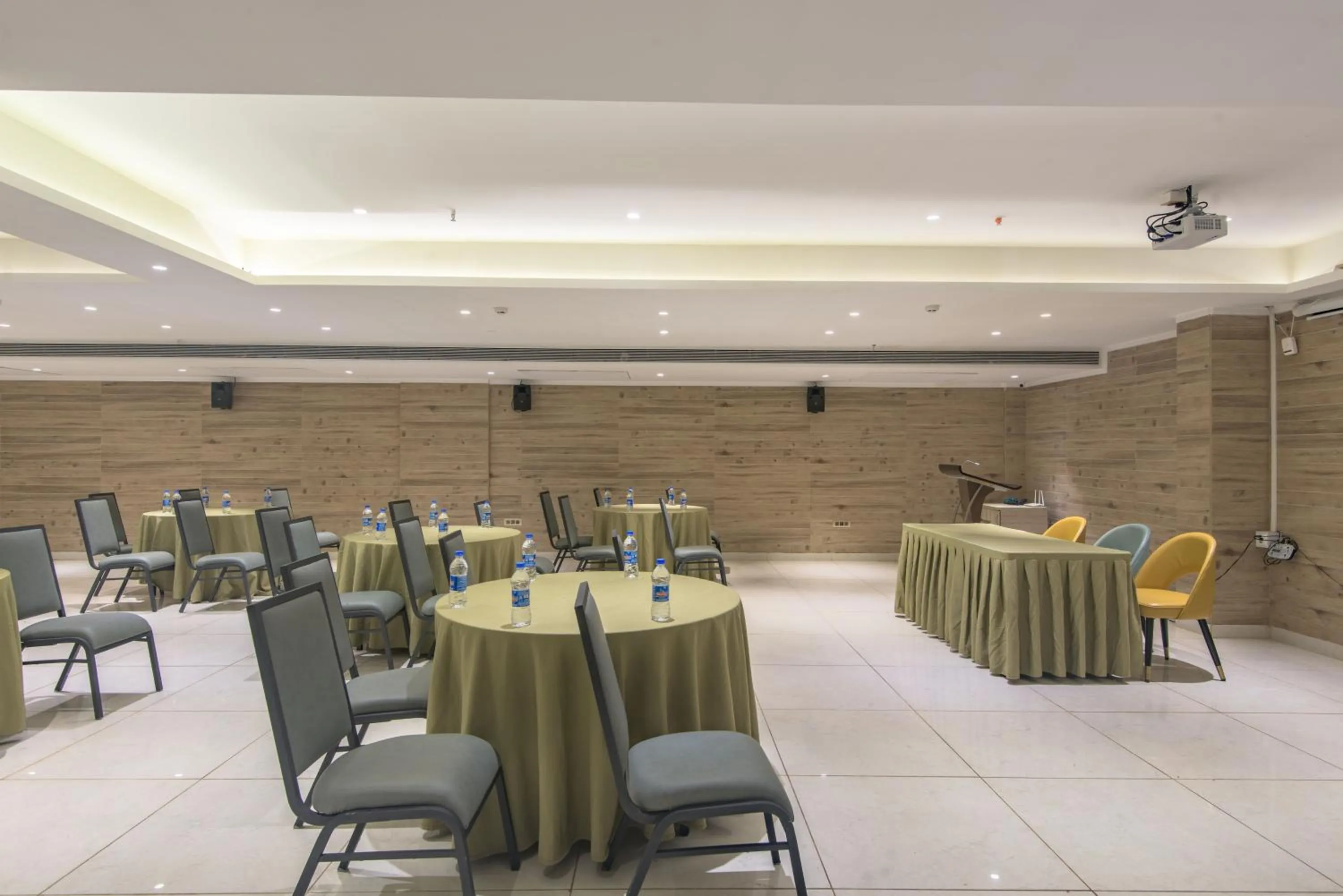 Meeting/conference room in The Fern Residency Calangute-Baga, Goa