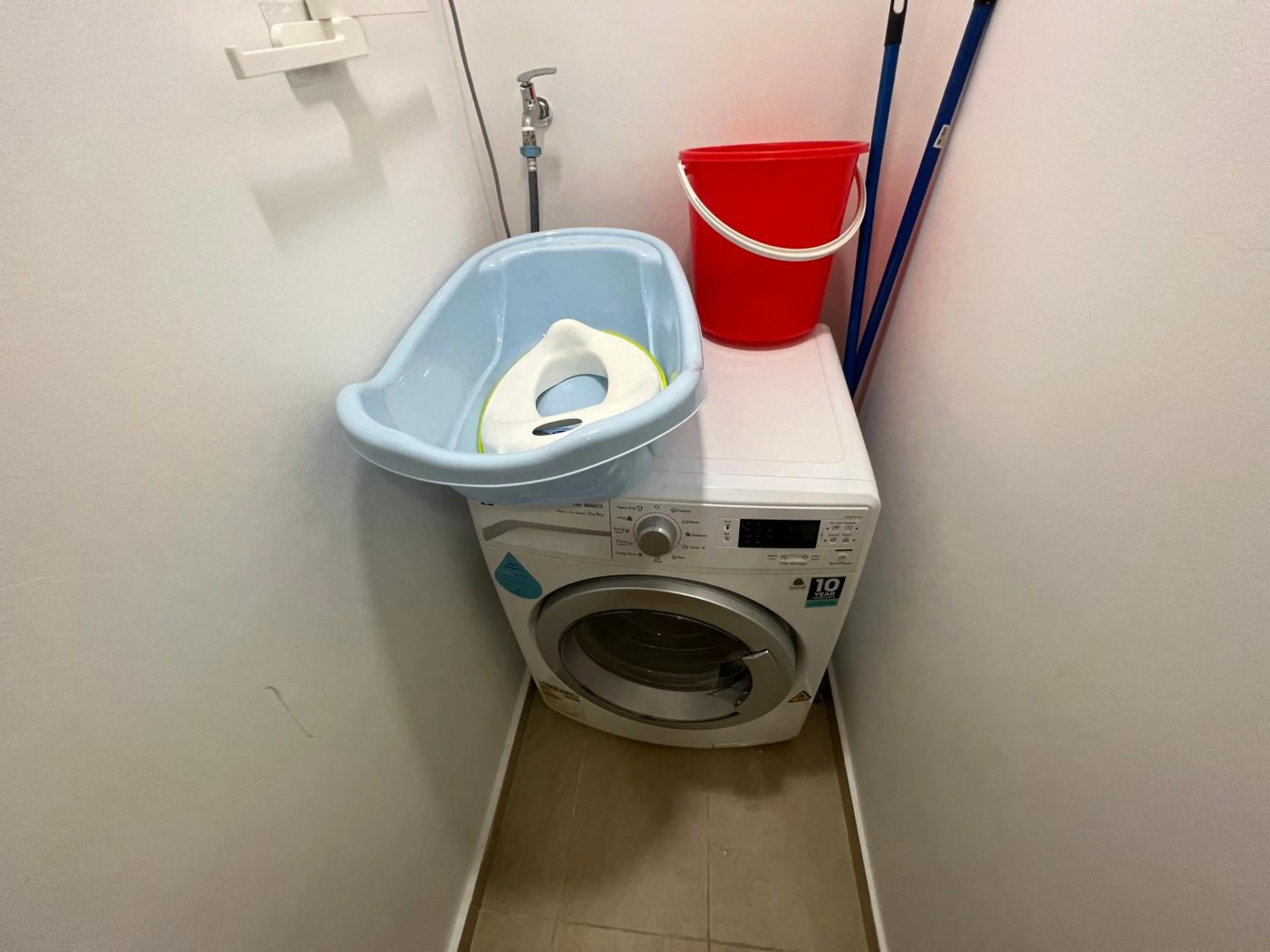 washing machine in Plaza Arkadia Desa Parkcity by KLhomesweet