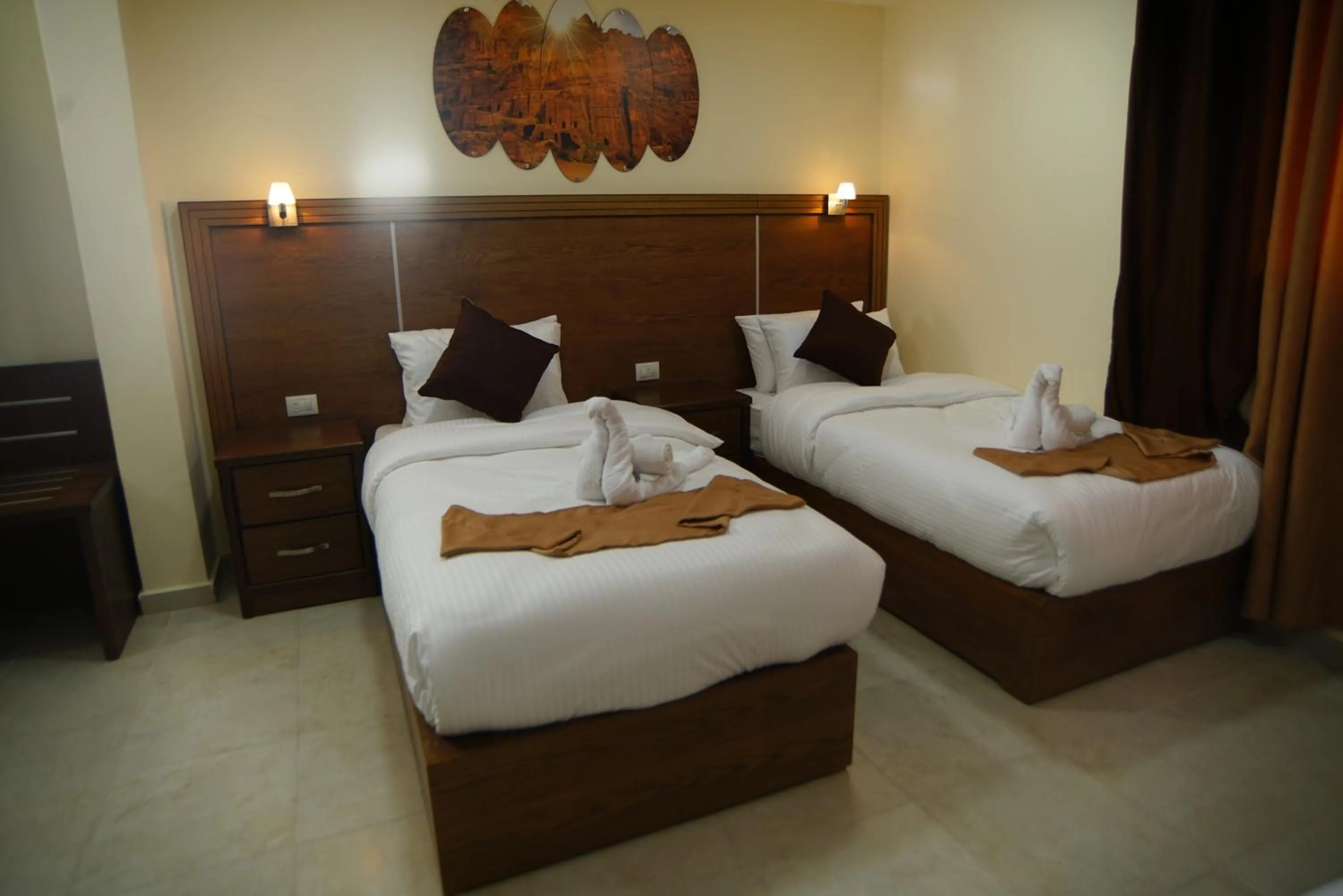 Photo of the whole room, Bed in Petra Aretas Hotel