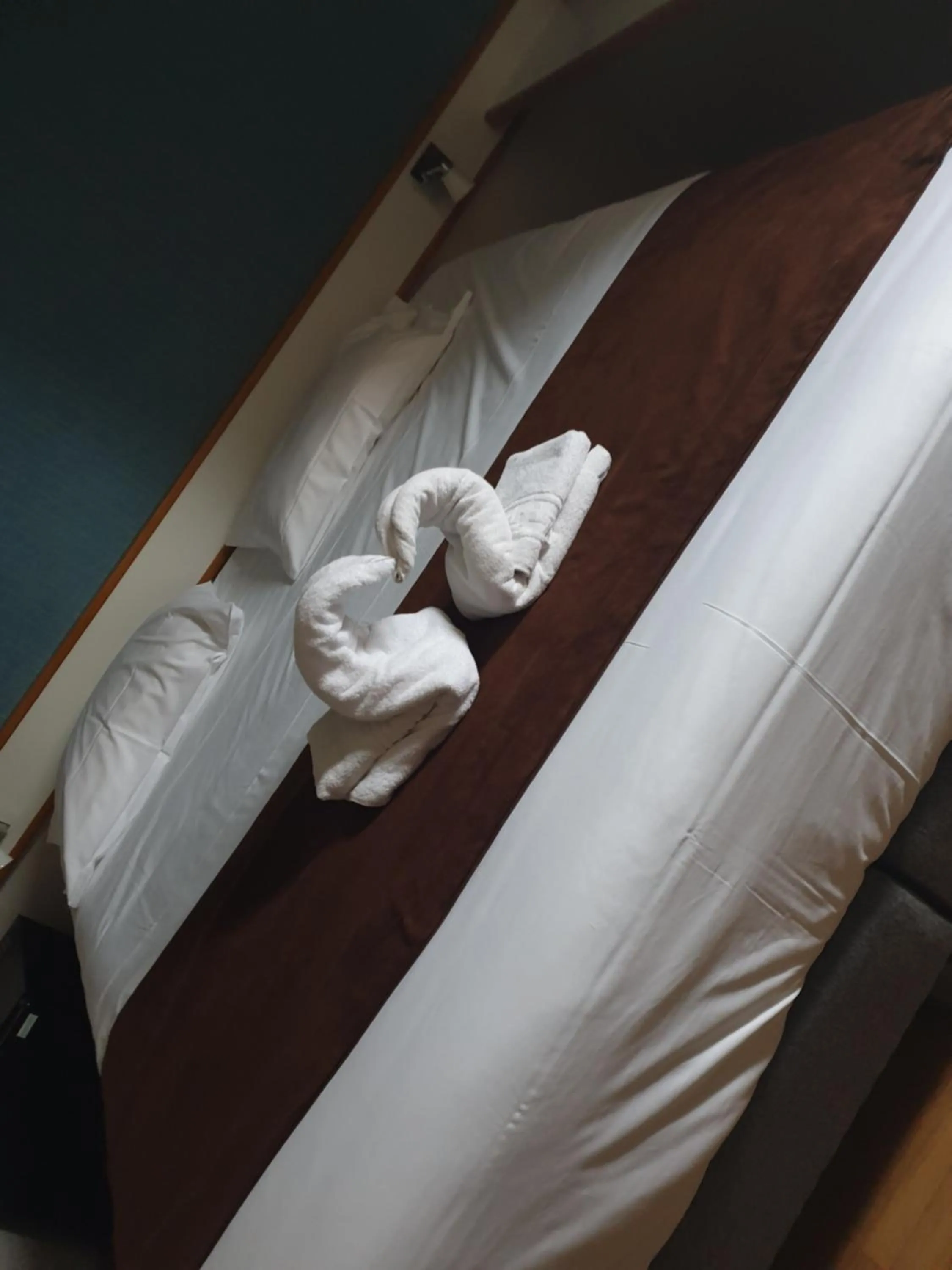 Bed in HOTEL Chateau-Thierry Centre