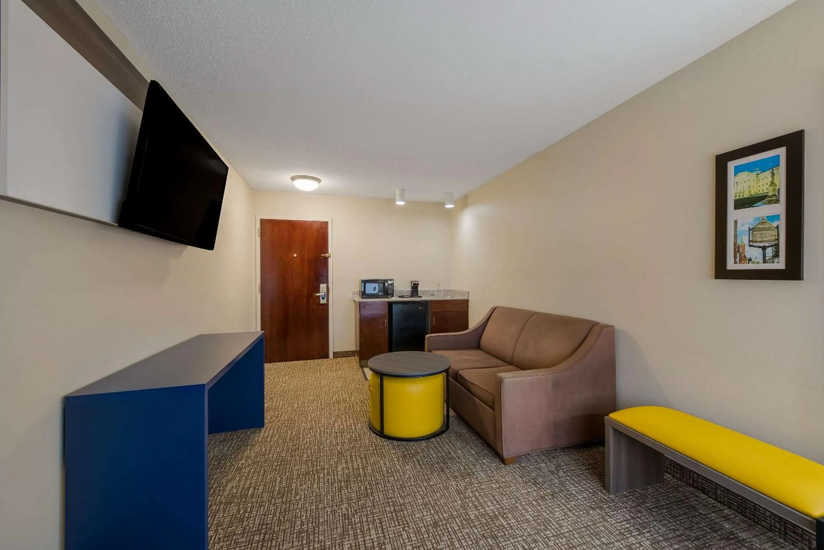 Bedroom in Comfort Inn Fayetteville I-95