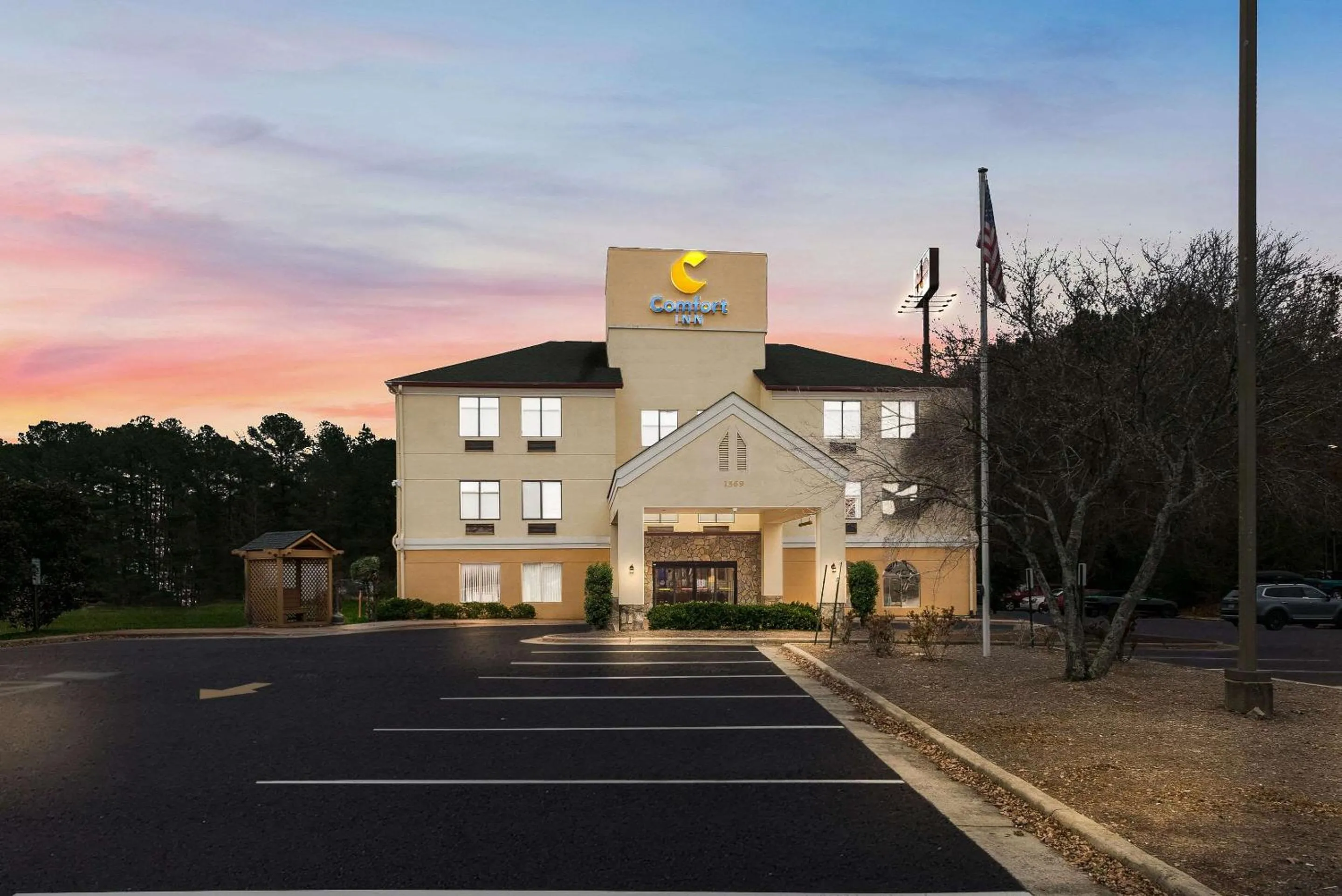 Property building in Comfort Inn Fayetteville I-95