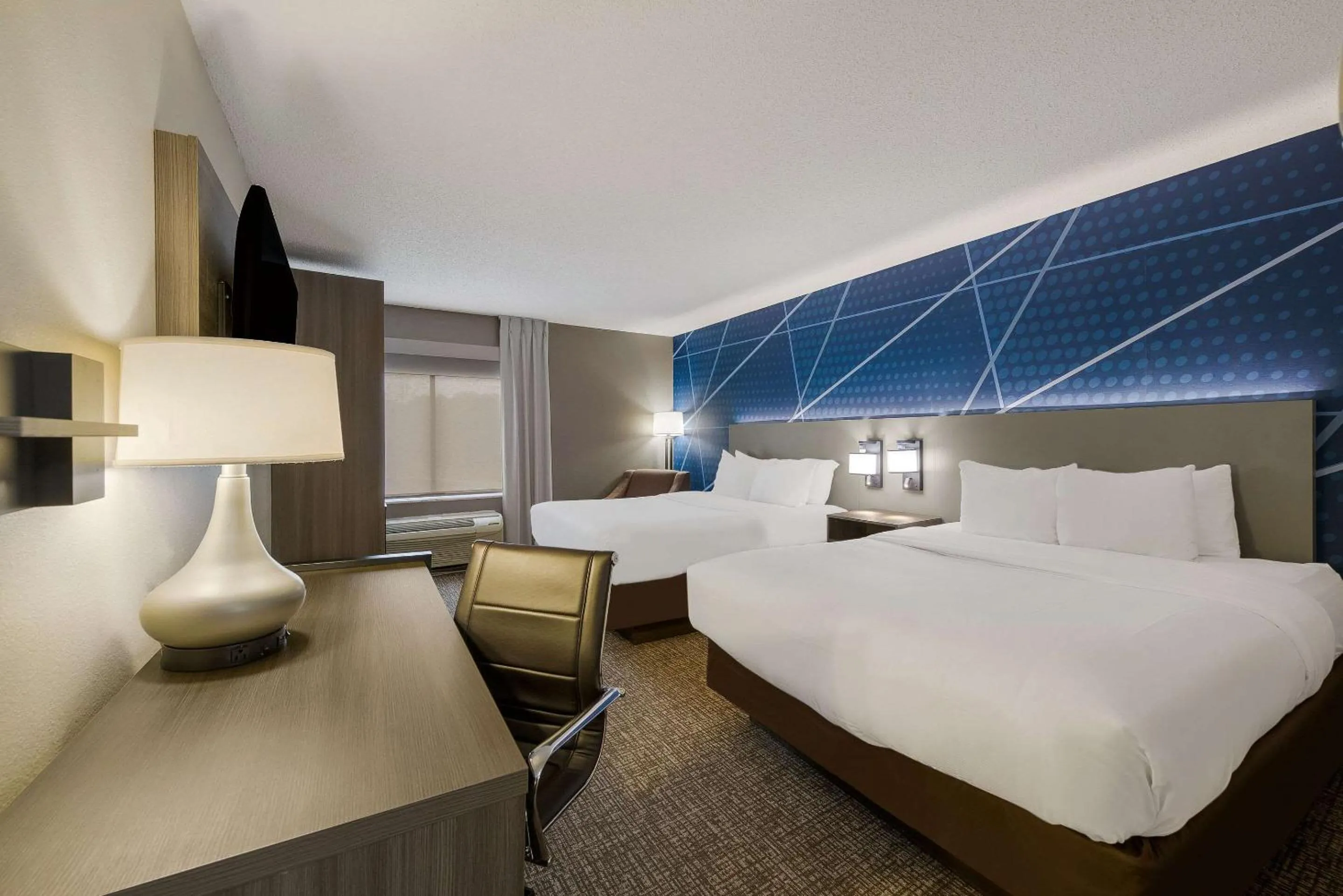 Bedroom, Bed in Comfort Inn Fayetteville I-95