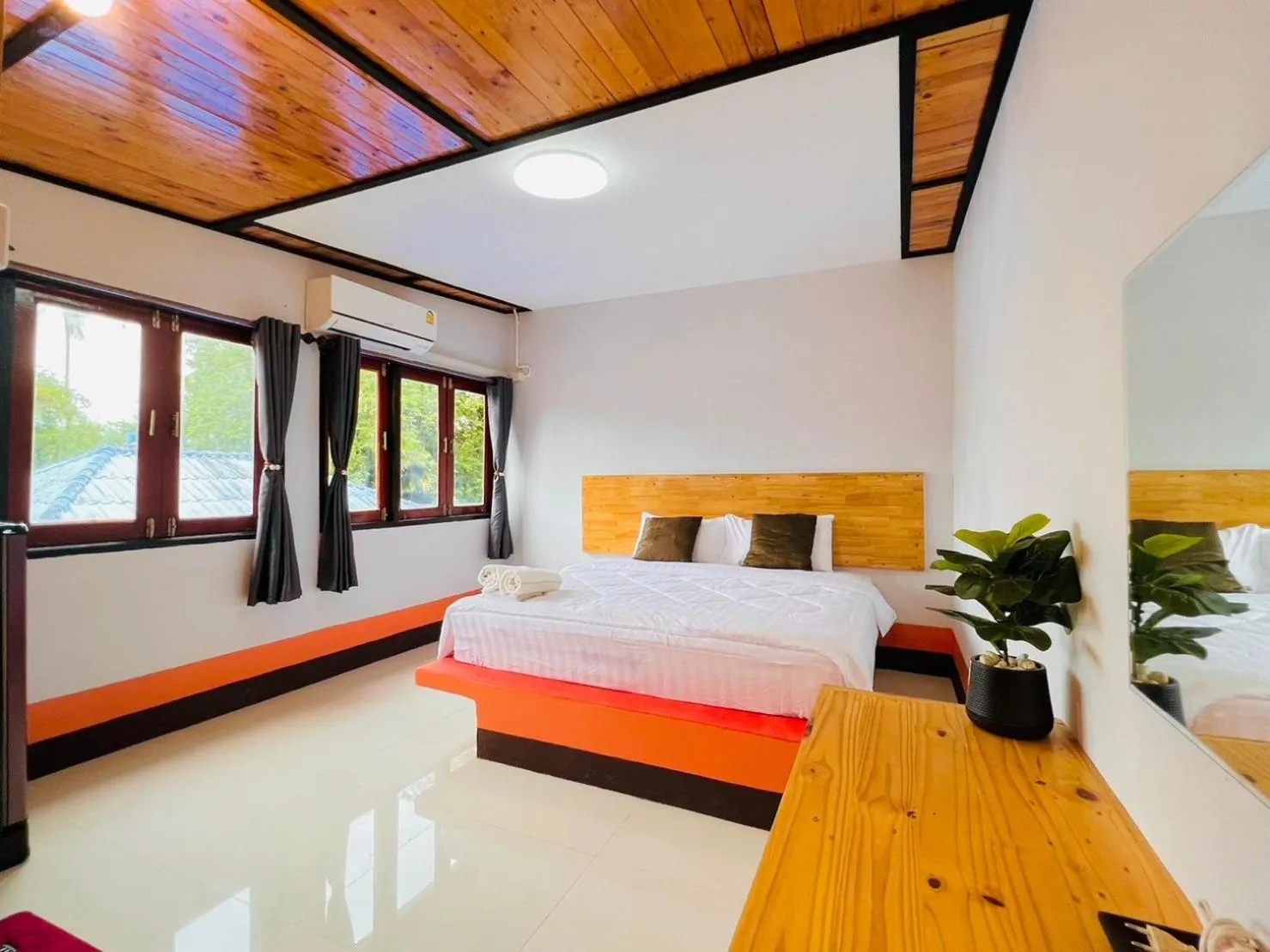 Bed in Mookboonchu Guesthouse ,Kohmook Trang