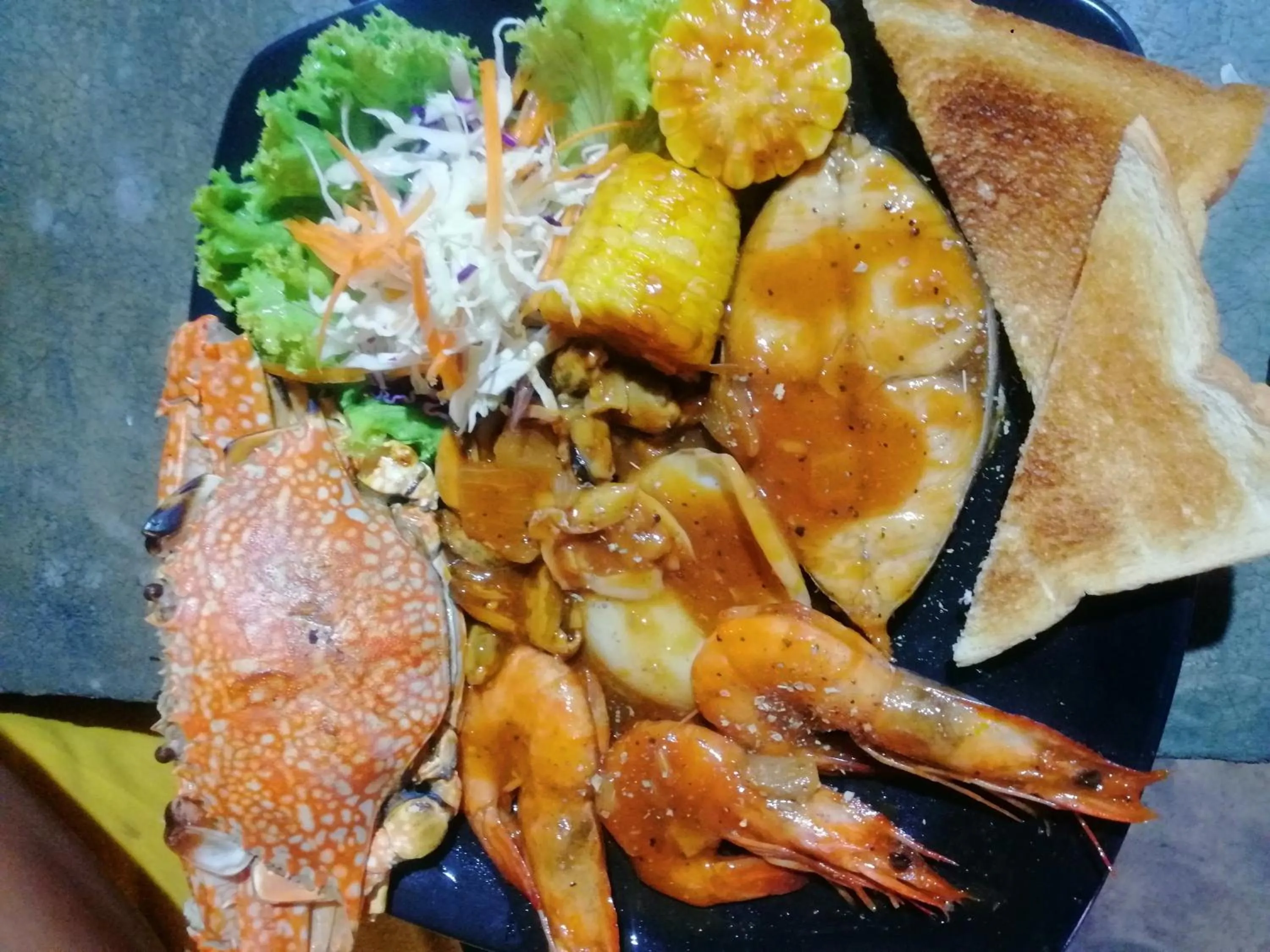 Food and drinks in Mookboonchu Guesthouse ,Kohmook Trang