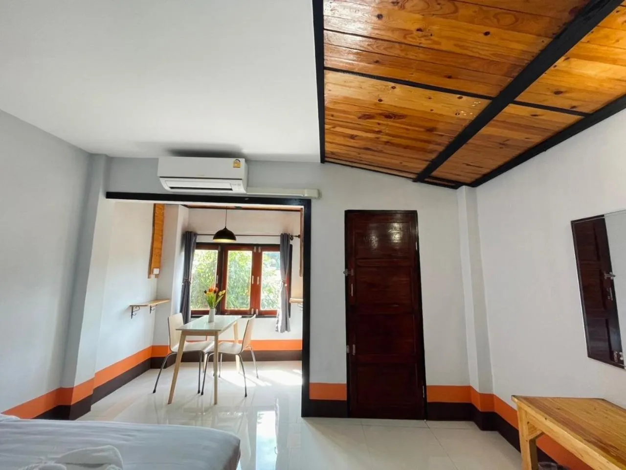 Seating area, Bed in Mookboonchu Guesthouse ,Kohmook Trang