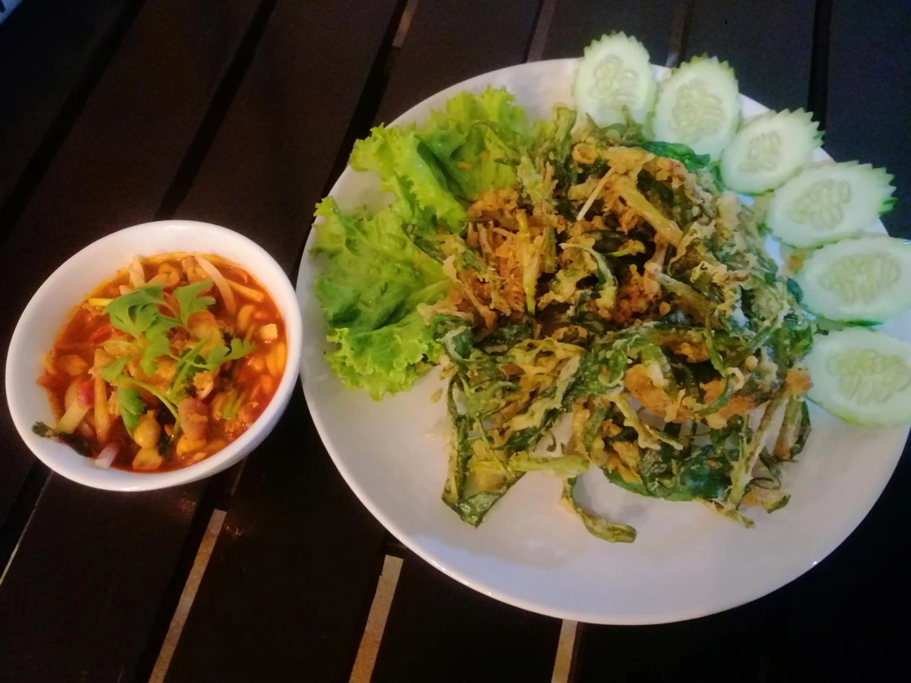 Food and drinks in Mookboonchu Guesthouse ,Kohmook Trang