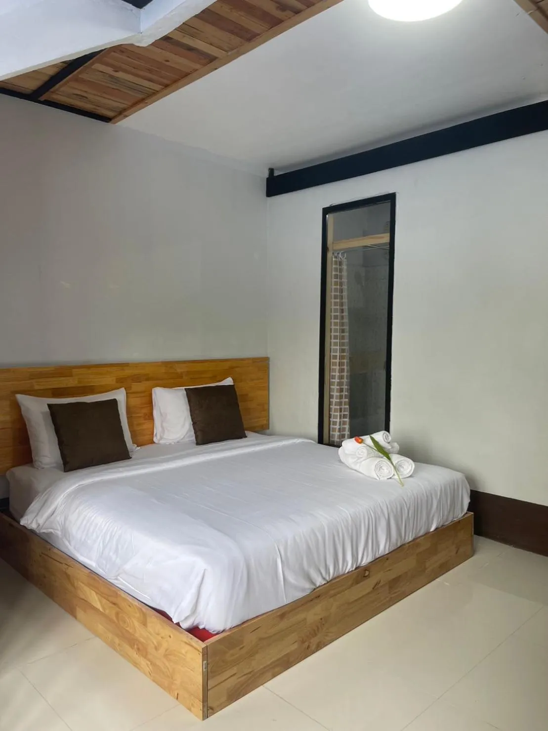 Bed in Mookboonchu Guesthouse ,Kohmook Trang