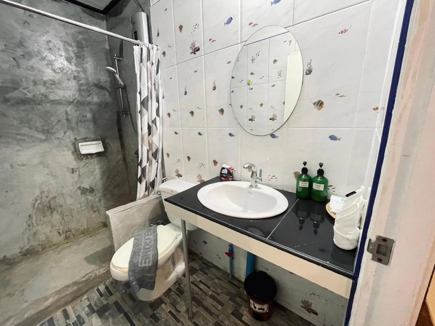 Bathroom in Mookboonchu Guesthouse ,Kohmook Trang